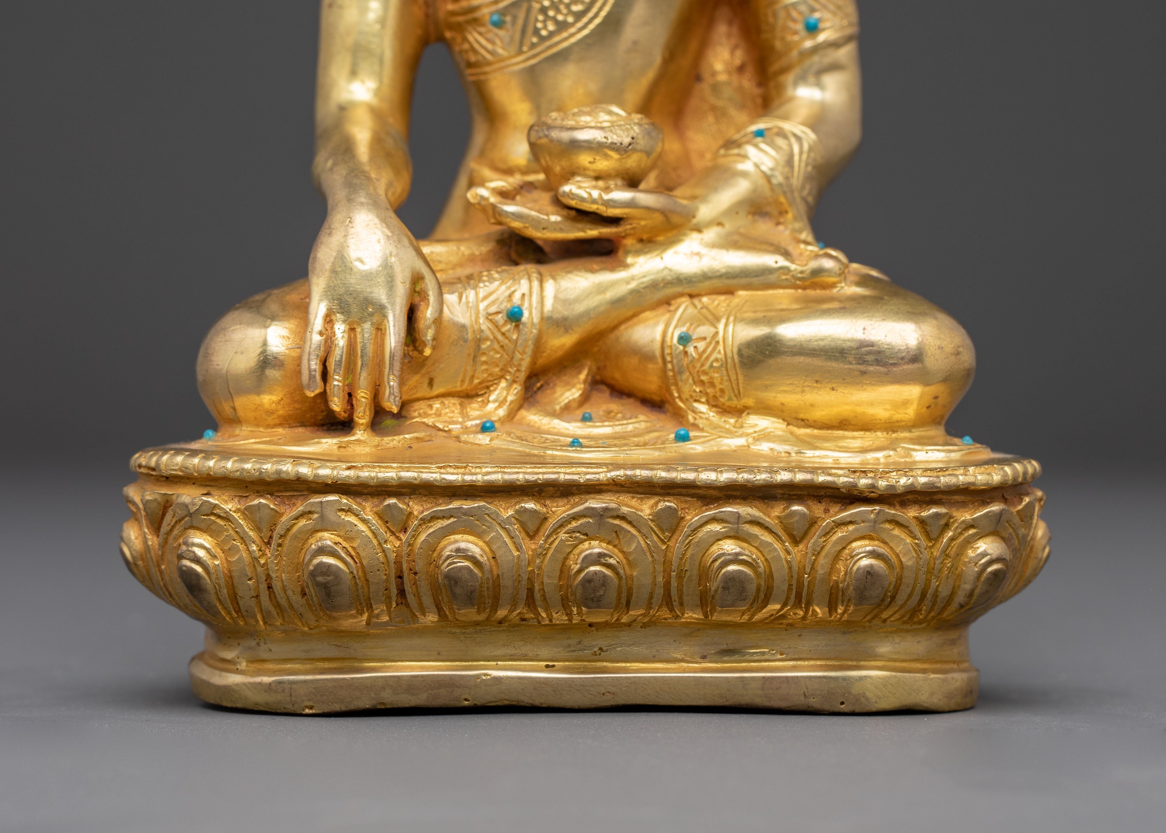 Handcrafted Radiant Artwork of Buddha Shakyamuni | Historical Enlightened One