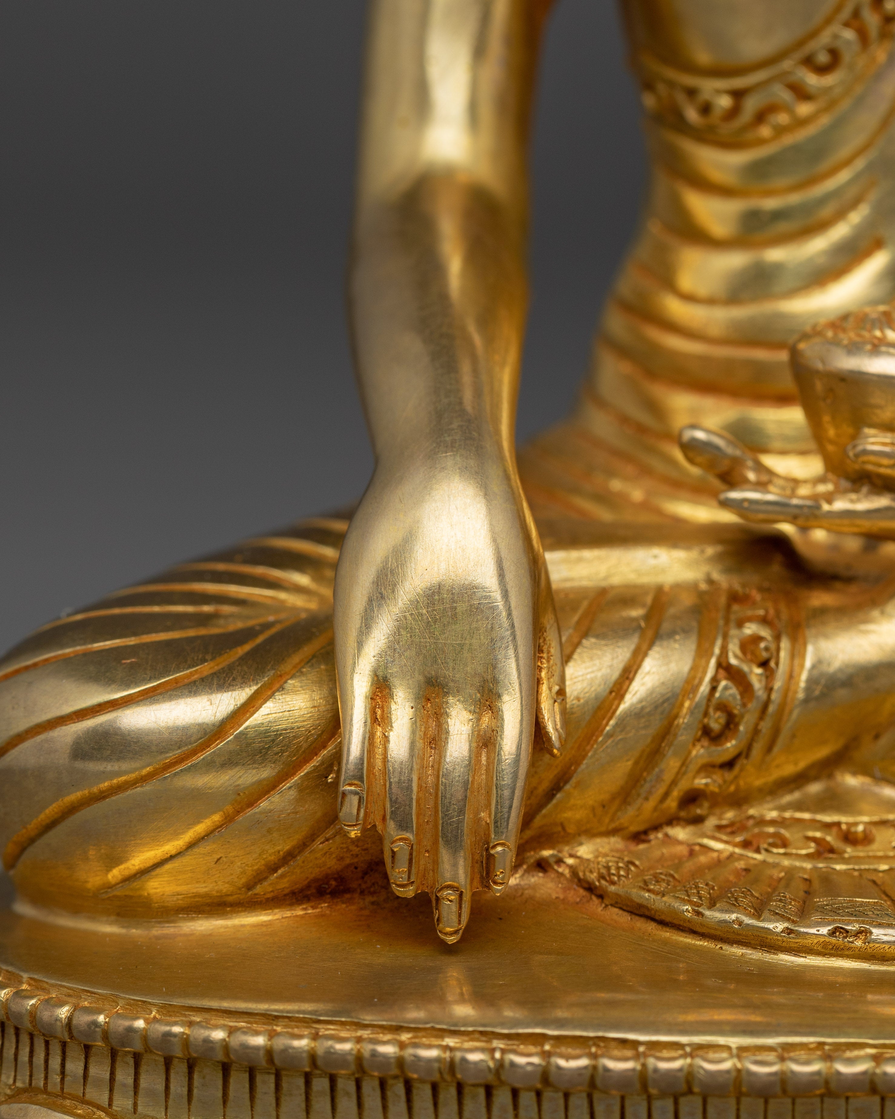 Gautama Buddha Statue: Sage of the Shakya Clan