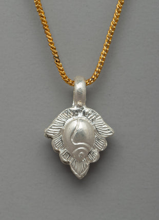 Auspicious Symbol Conch Shell Mala Counter Clips | Symbol of Purity