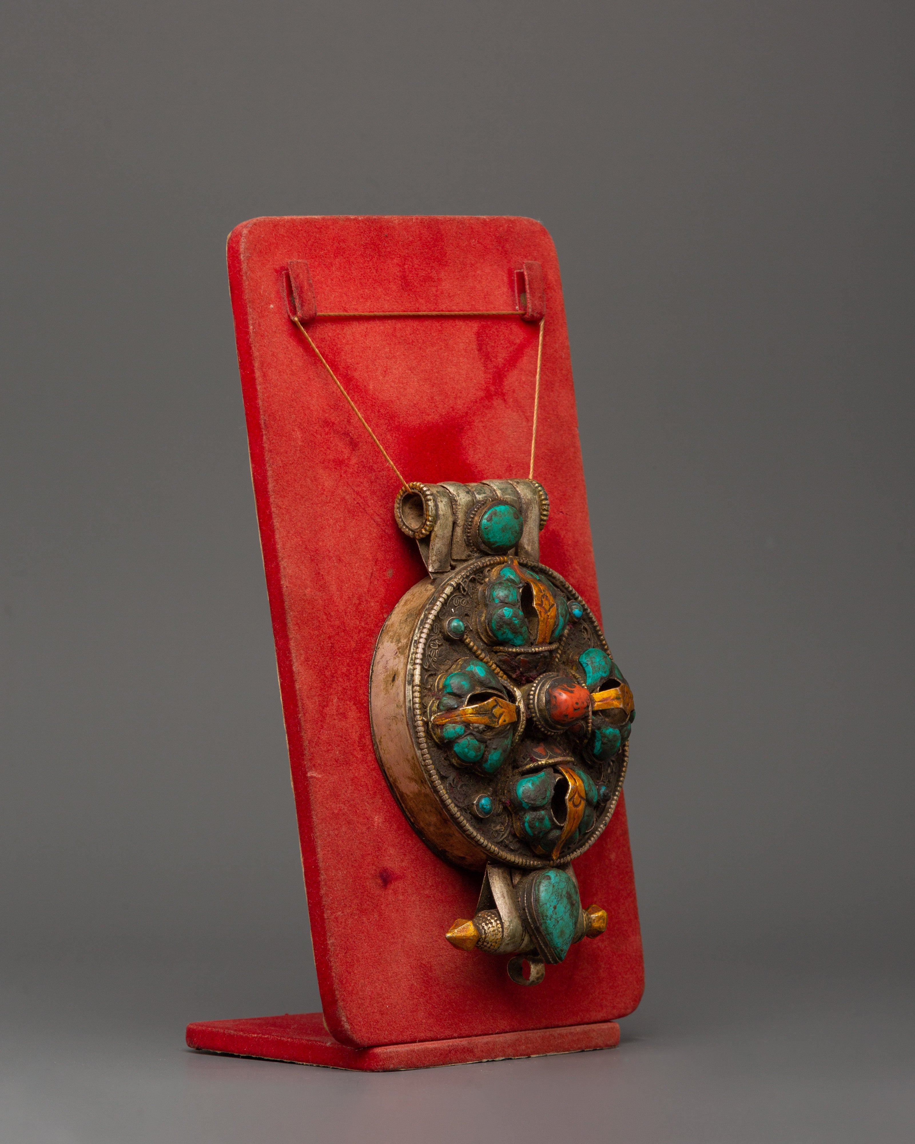Traditional Sacred Ghau Box Locket | Buddhist Altar Accessory