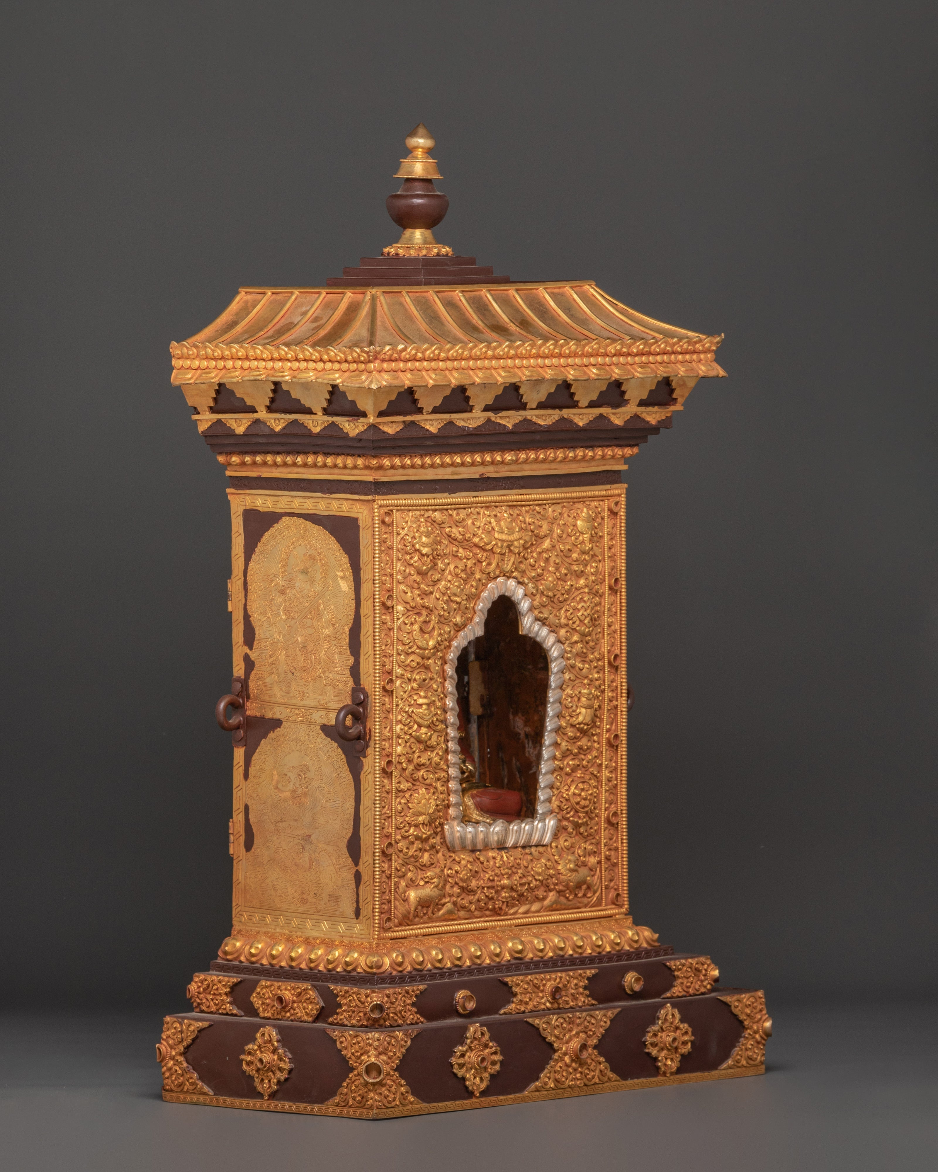 Buddhist Ghau Box with Shakyamuni Buddha |  Spiritual Protection and Meditation