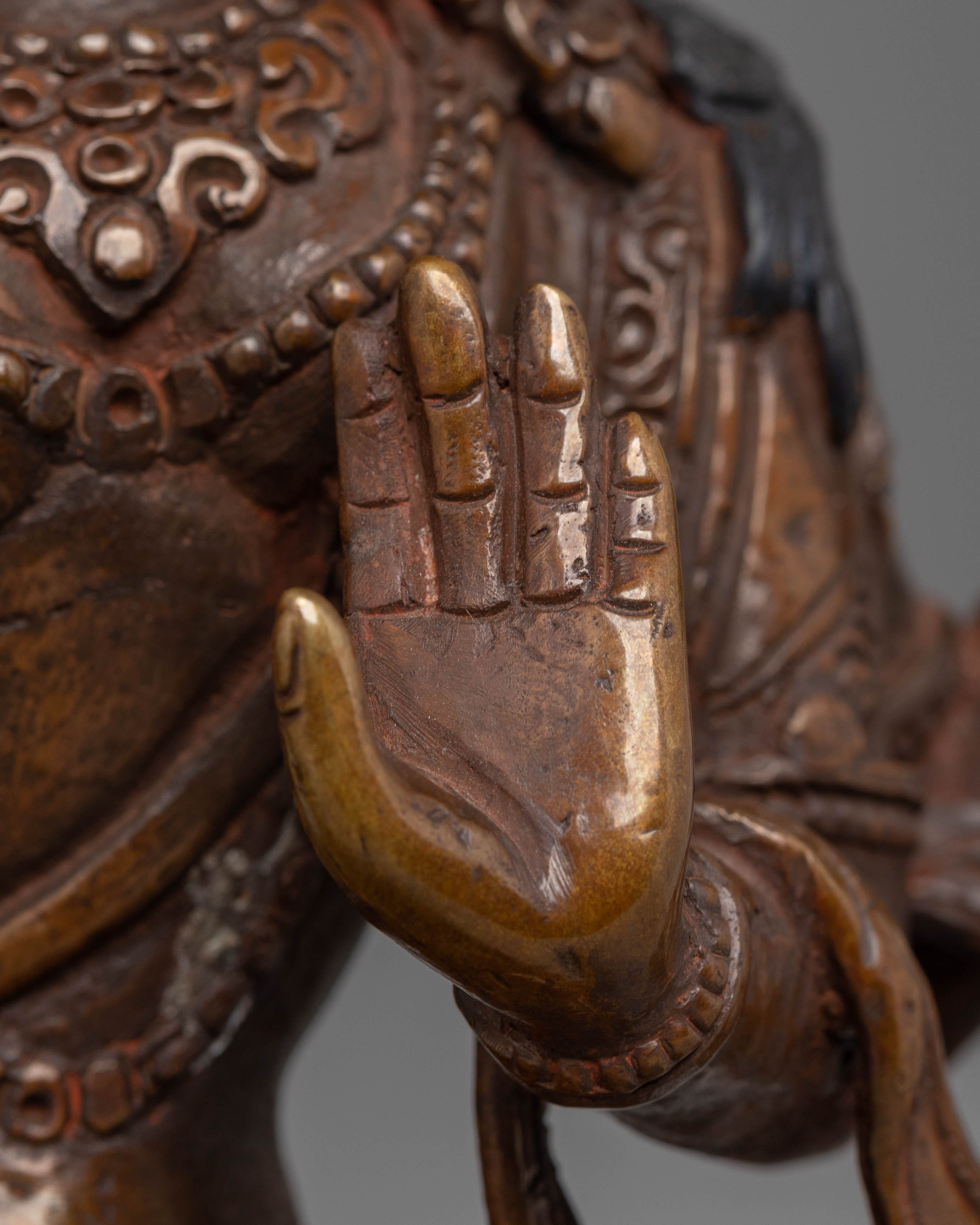 Hindu Deity Laxmi Goddess Statue for Dharma Decor