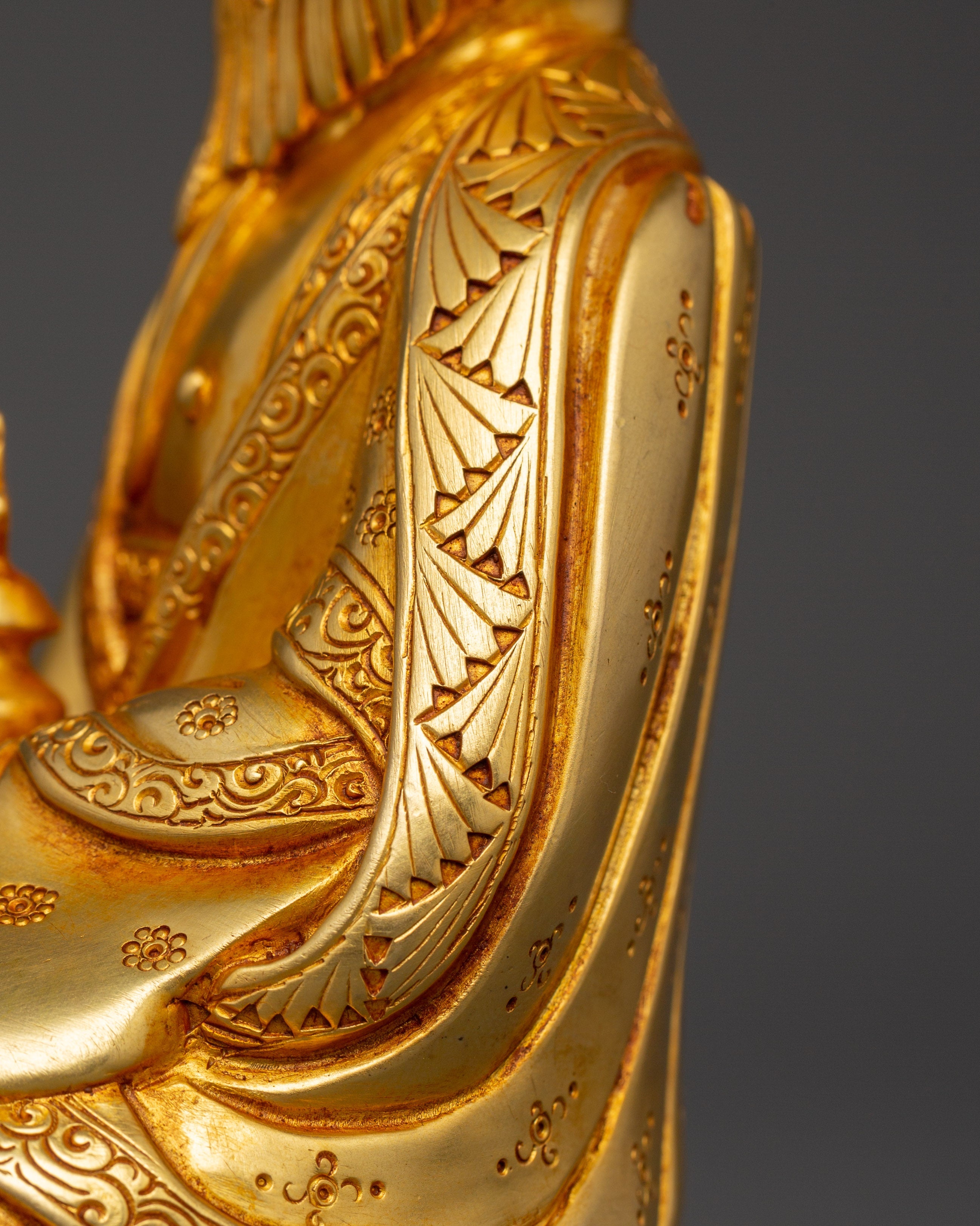 Gold Plated Guru Shapdum Statue | Zhabdrung Rinpoche Sculpture