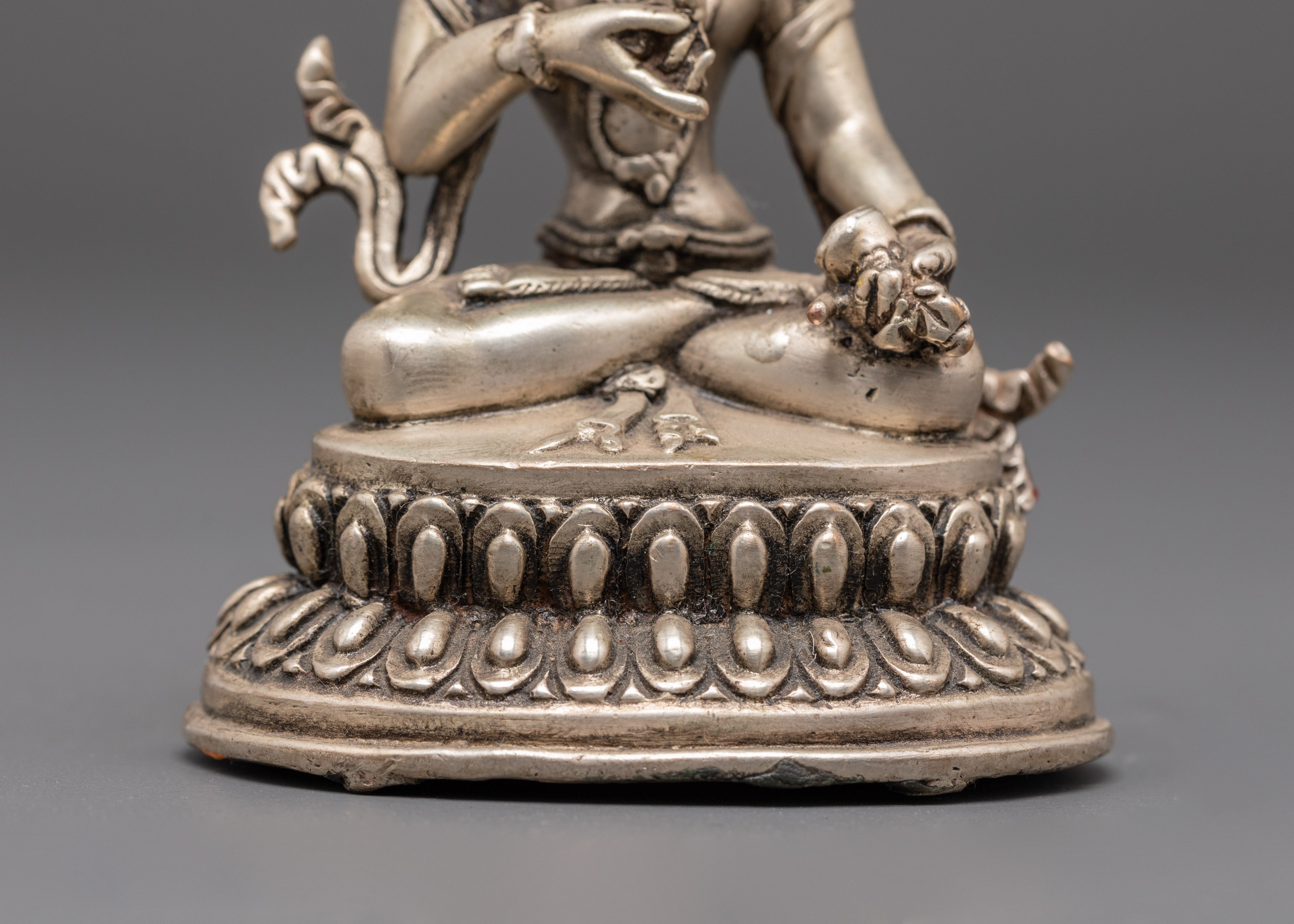 Vajrasattva Tibetan Deity Statue | Symbol of Purification and Enlightenment