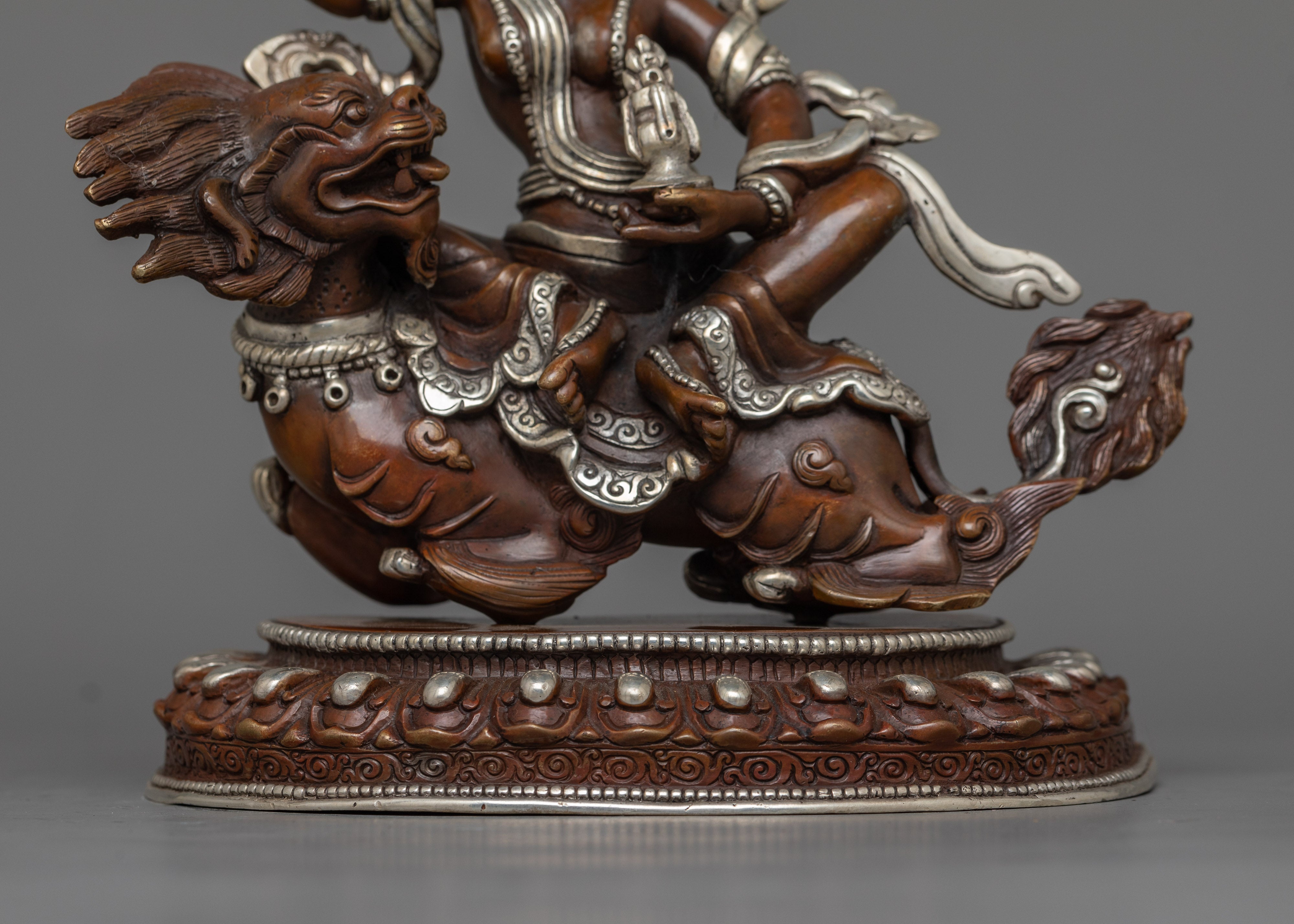 Tshiringma Tibetan Buddhist Goddess Figurine | Guardian of Abundance and Balance