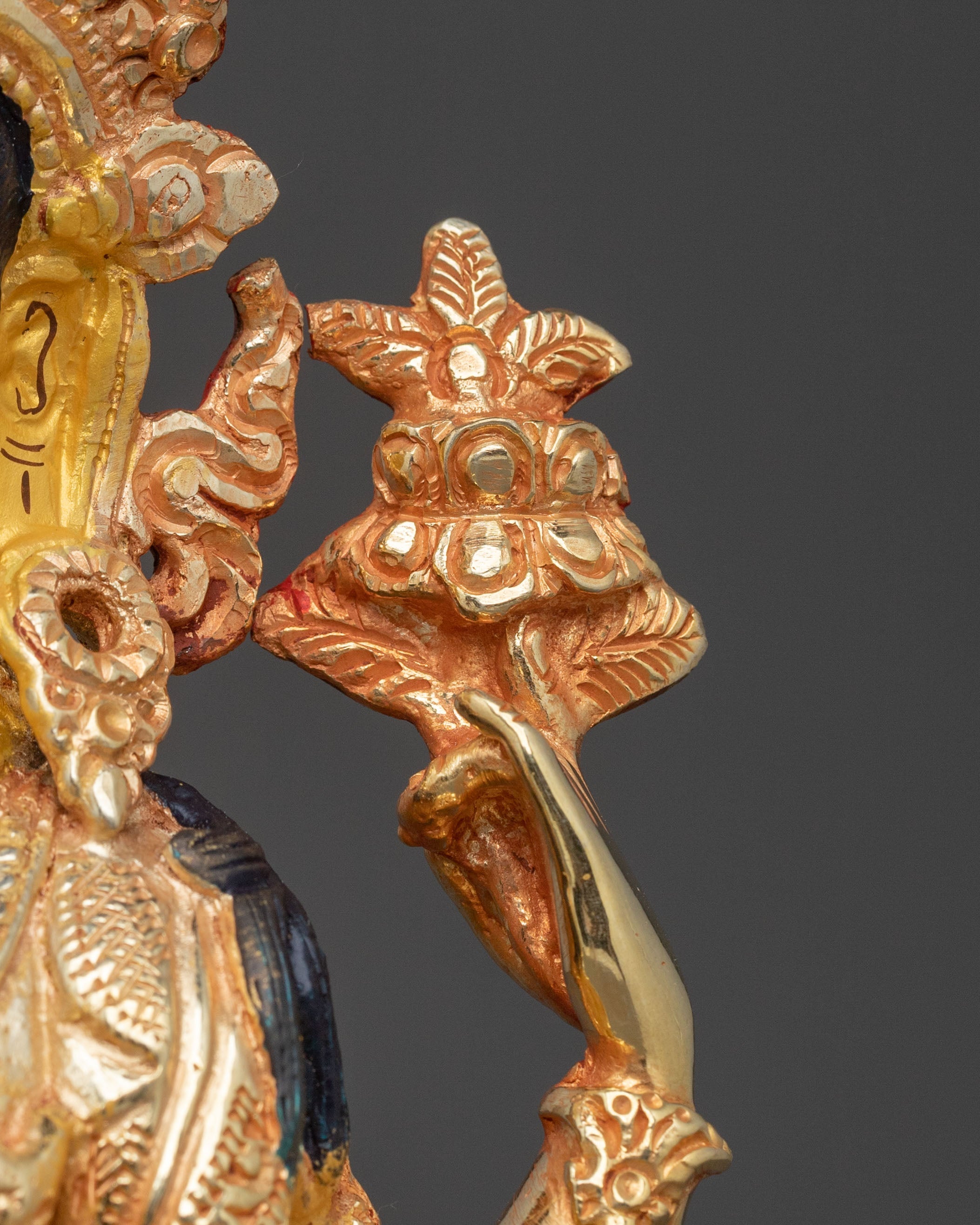 Hand Carved Chenrezig Copper Statue | Sacred Meditation Sculpture