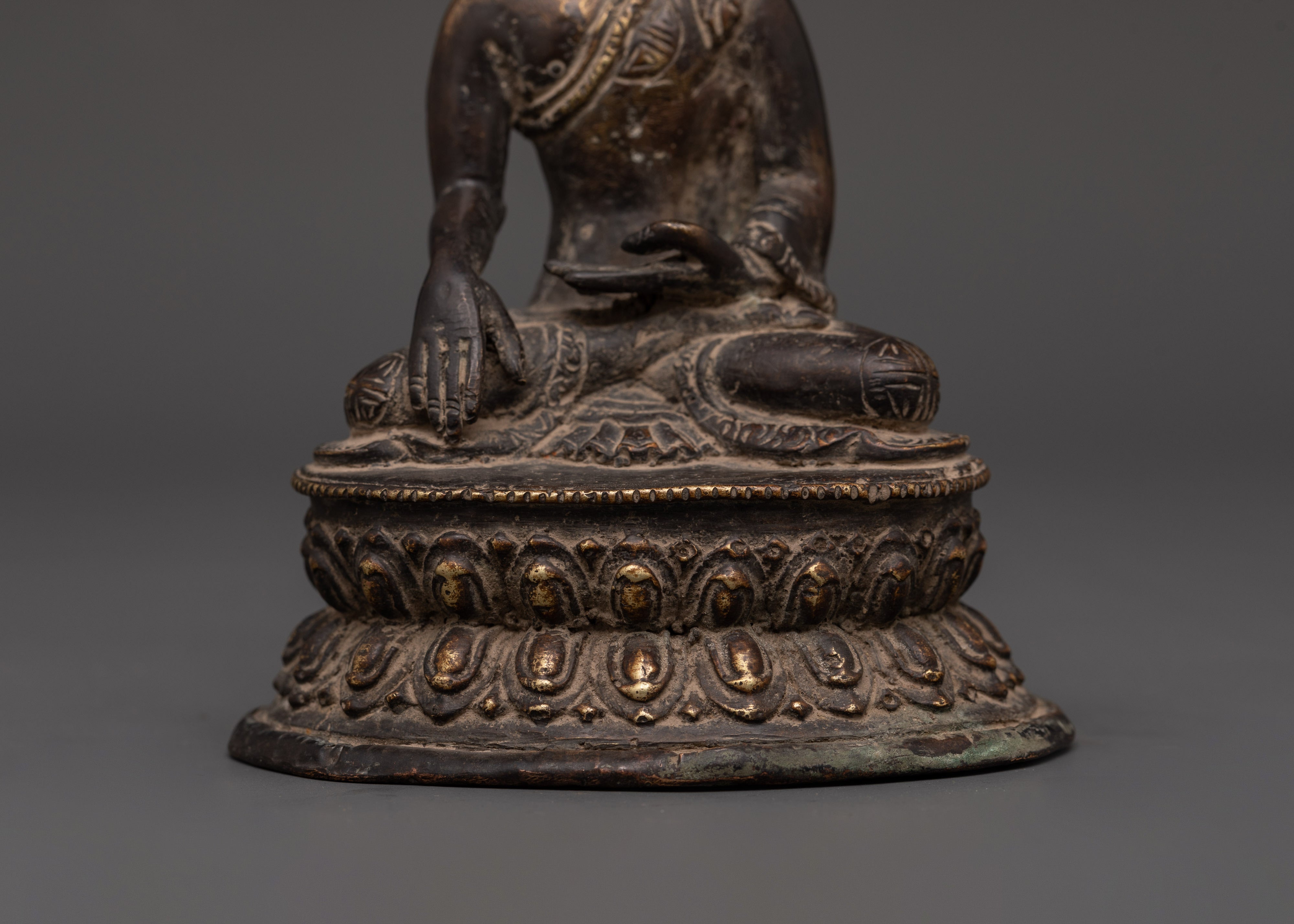 Antique Finish Shakyamuni Buddha Oxidized Copper Statue | Tibetan Buddhist Decor