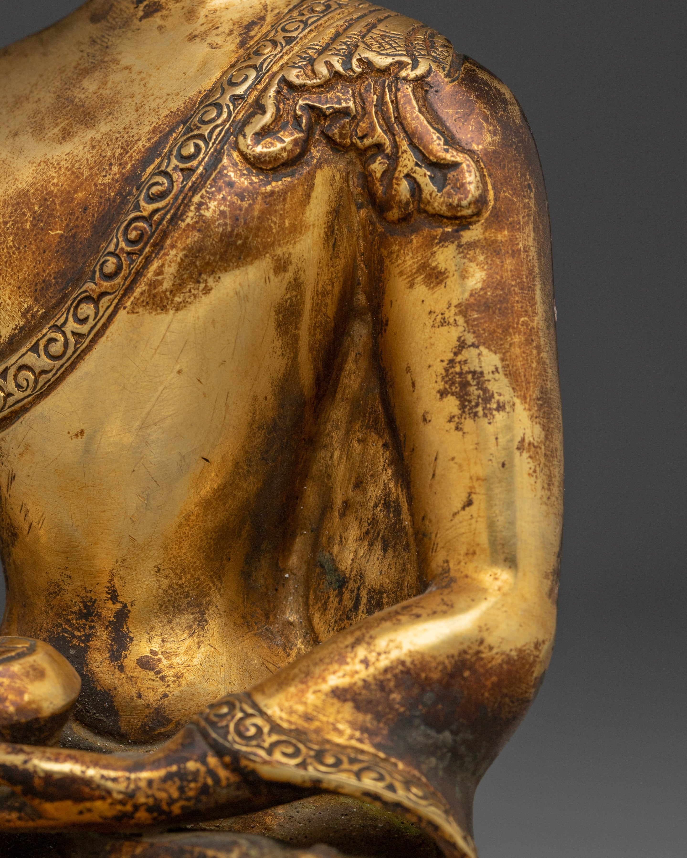 Copper And Gold Plated Shakyamuni Buddha Statue | Symbol of Calm and Divine Knowledge