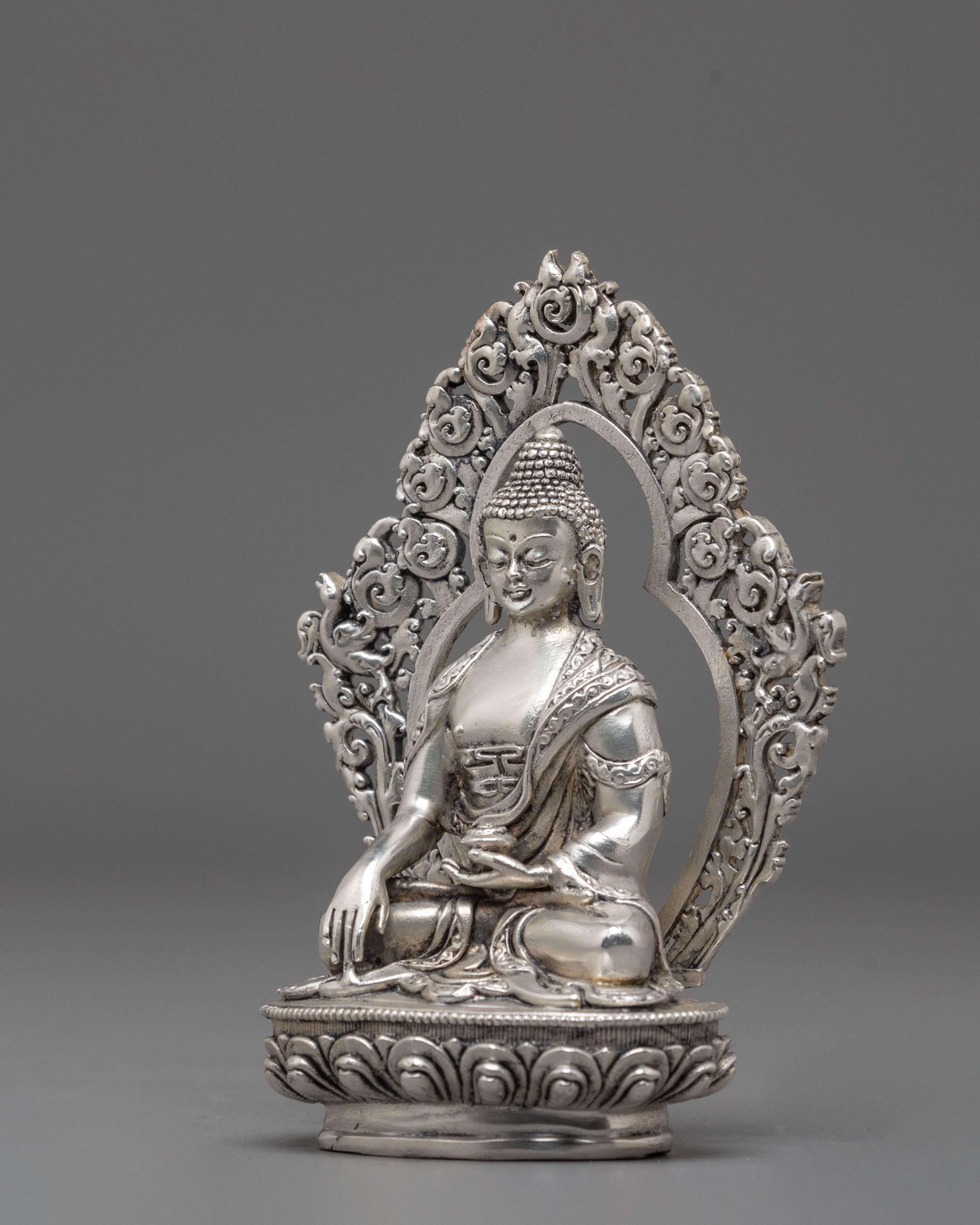 Handmade Enlightened One Shakyamuni Buddha Statue | Buddhist Meditation Decor