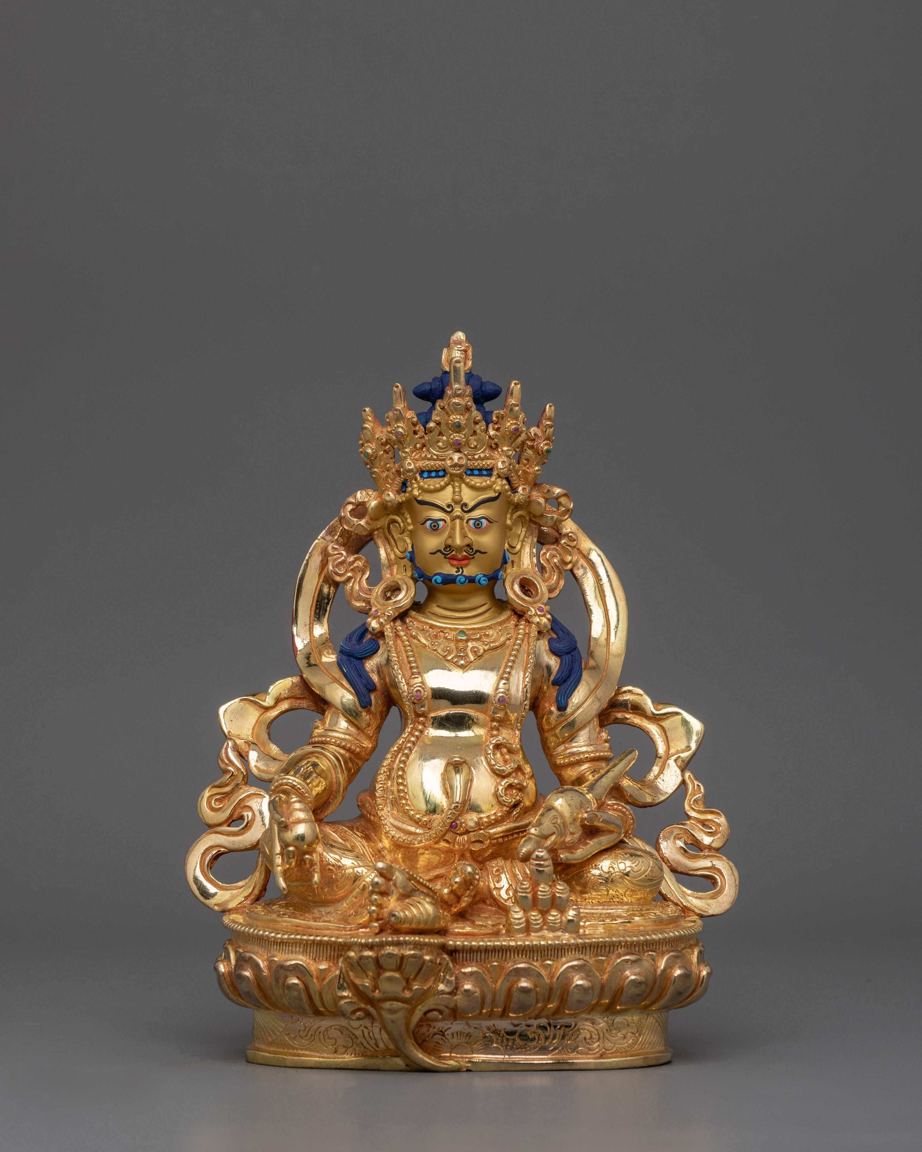 himalayan-sculpture-of-dzambhala