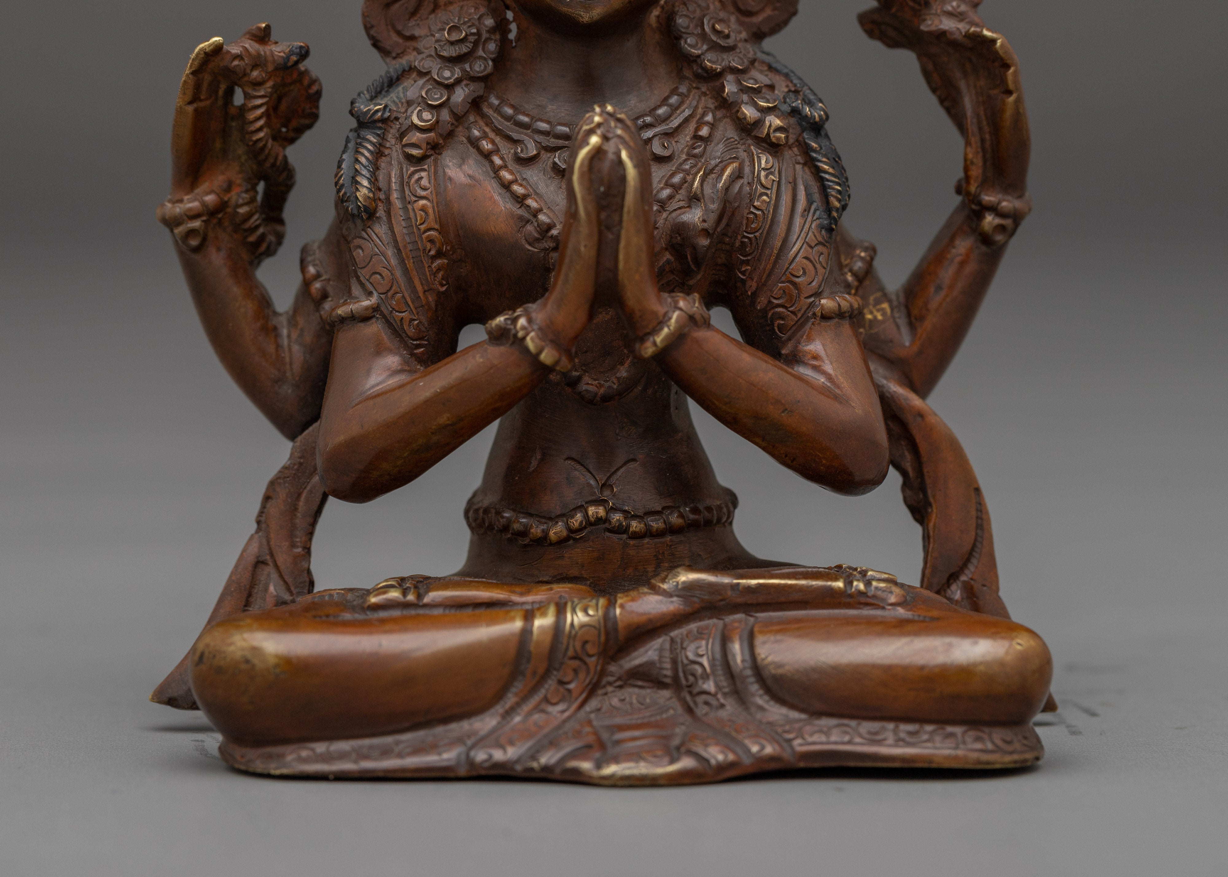 Divine Compassionate Chenrezig Figurine | Deity of Mercy and Wisdom