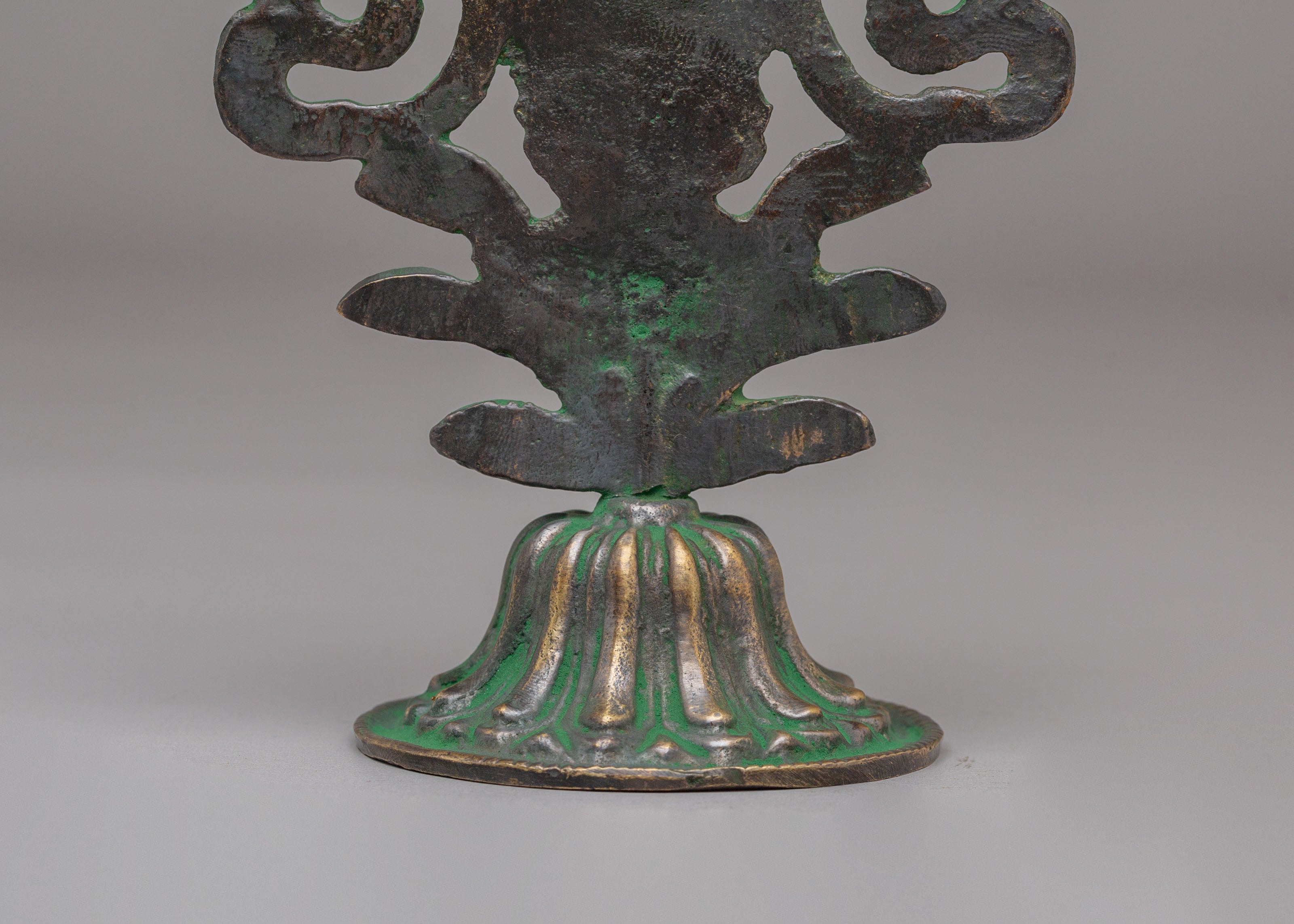 Buddhist Auspicious Symbol | Tibetan Artwork for Spiritual Decor