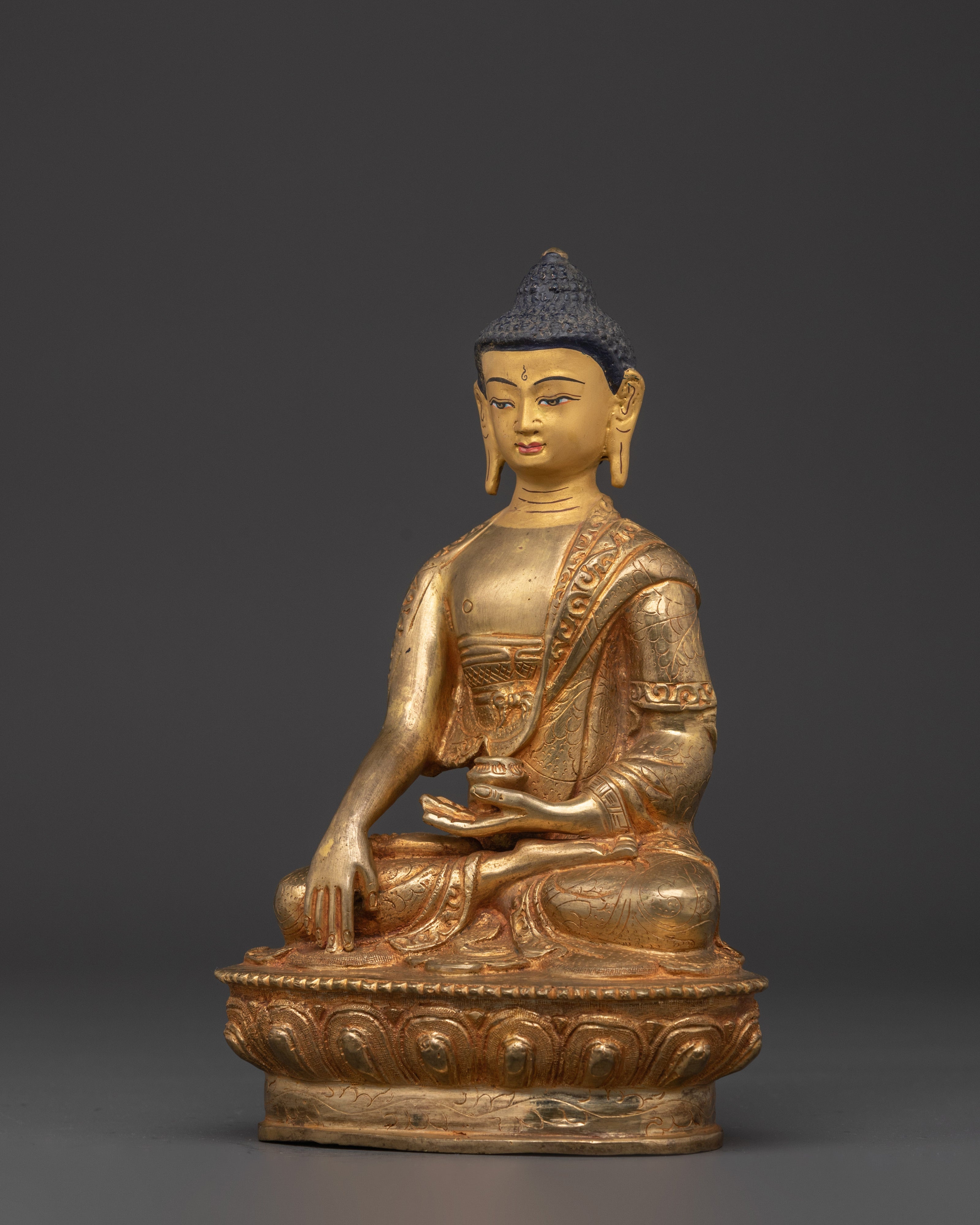 Himalayan Buddha Shakyamuni Statue | Symbol of Inner Peace and Enlightenment