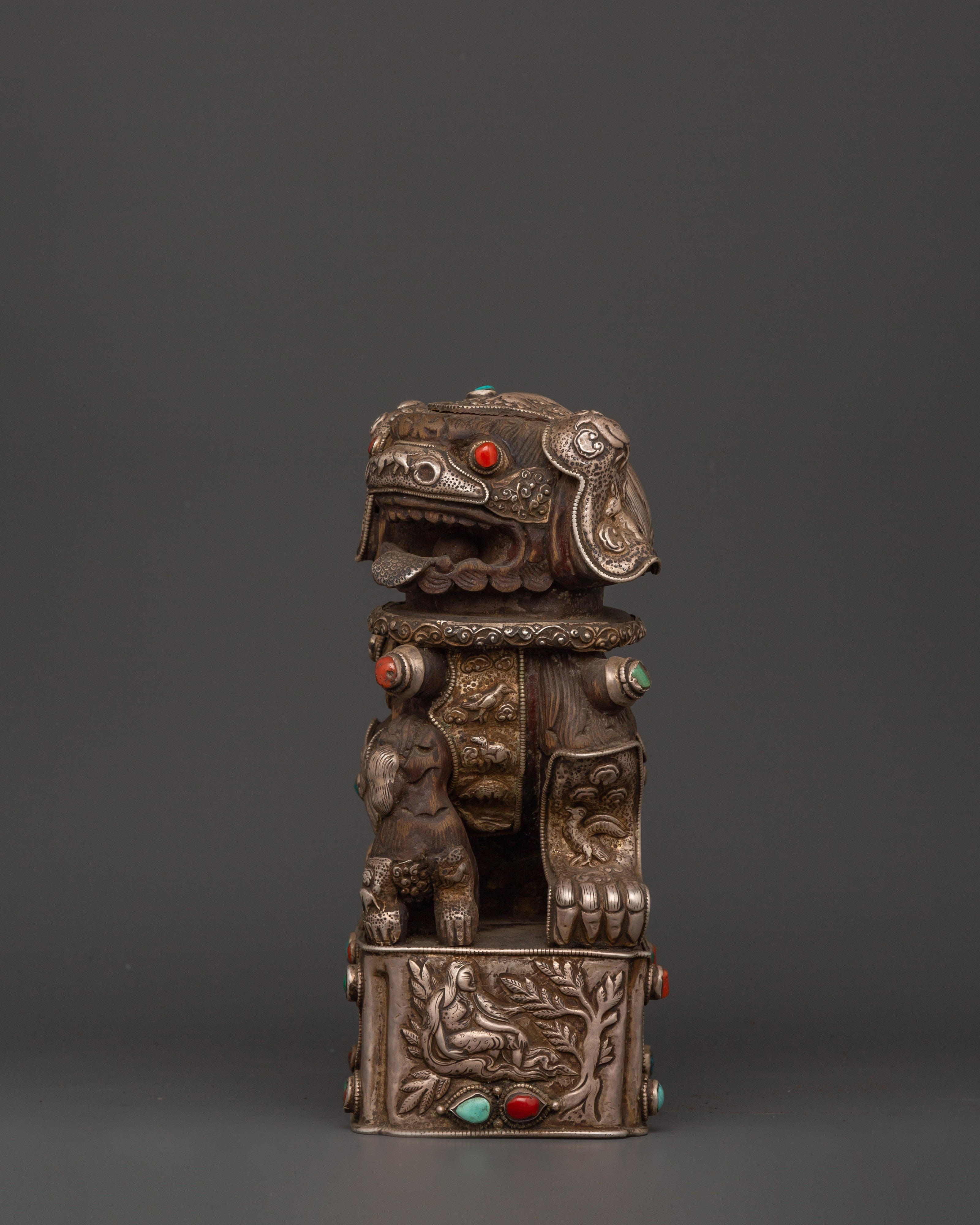 Tibetan Snow Lion Statue Set | Spiritual Decor with Antique Finish