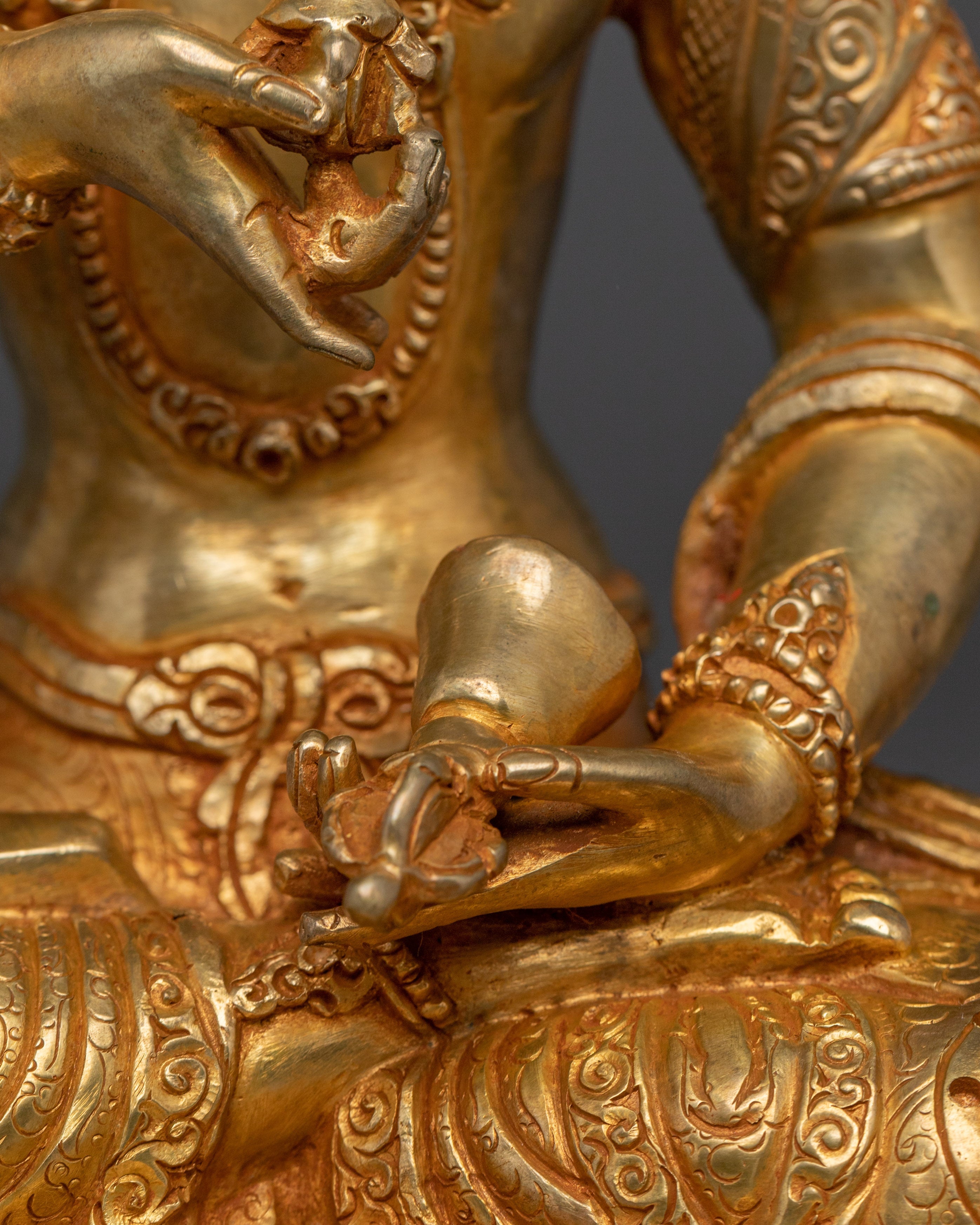 Buddhist Deity of Purification Vajrasattva | Embodiment of Clarity and Peace