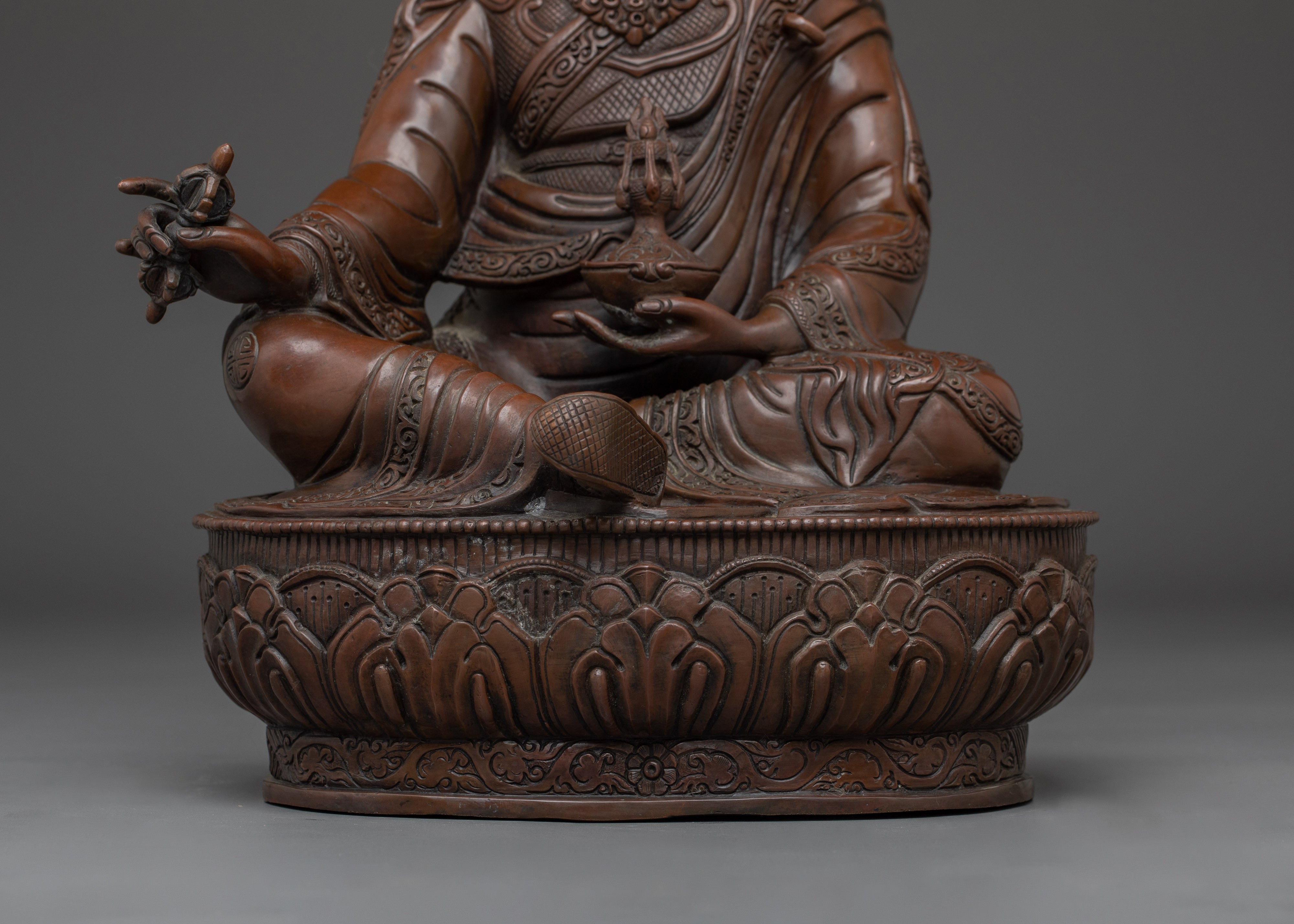 Protector of Dharma Guru Rinpoche | The Path to Empowerment and Protection