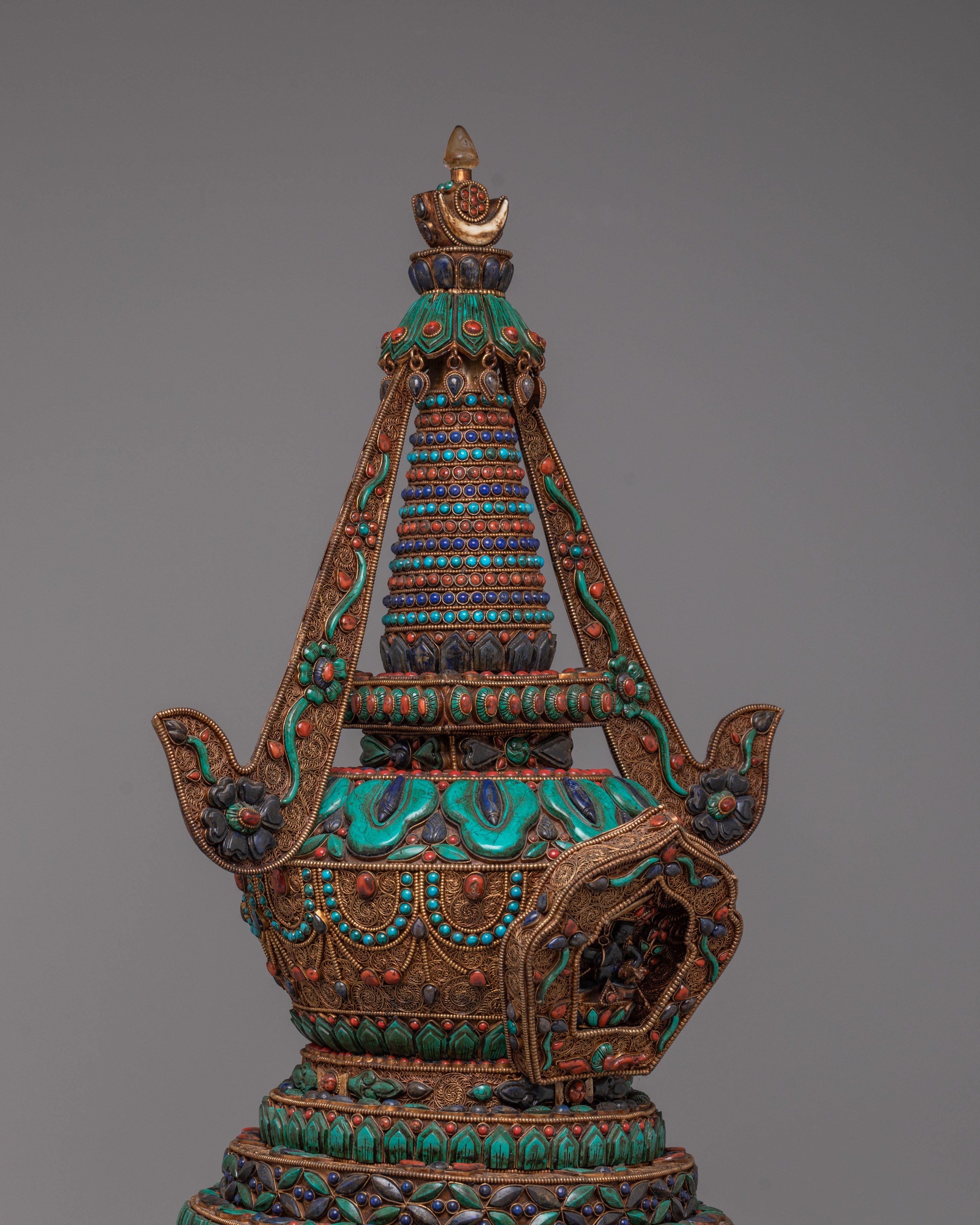 Scared Buddhist Stupa | Symbol of Enlightenment