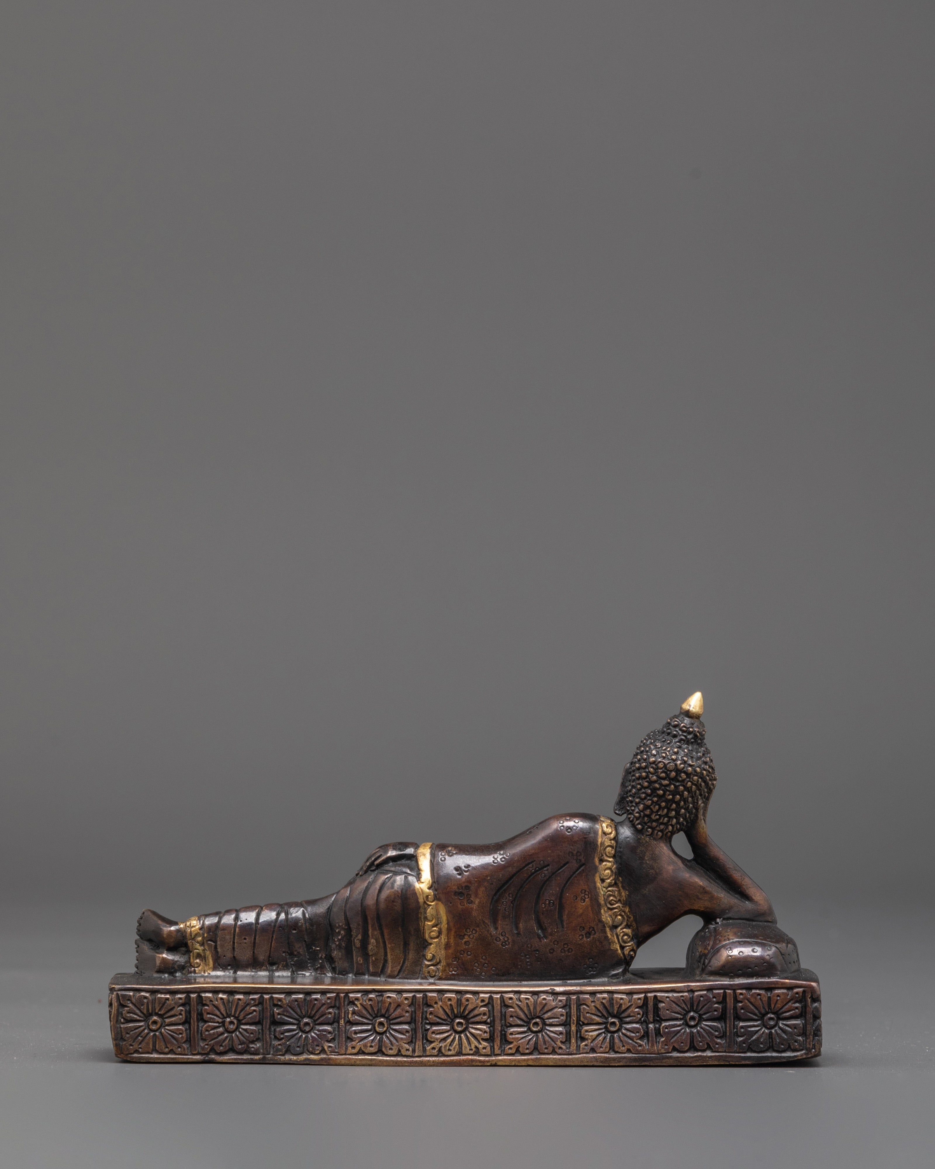 Tibetan Sleeping Buddha Statue | A Symbol of Enlightened Sleep