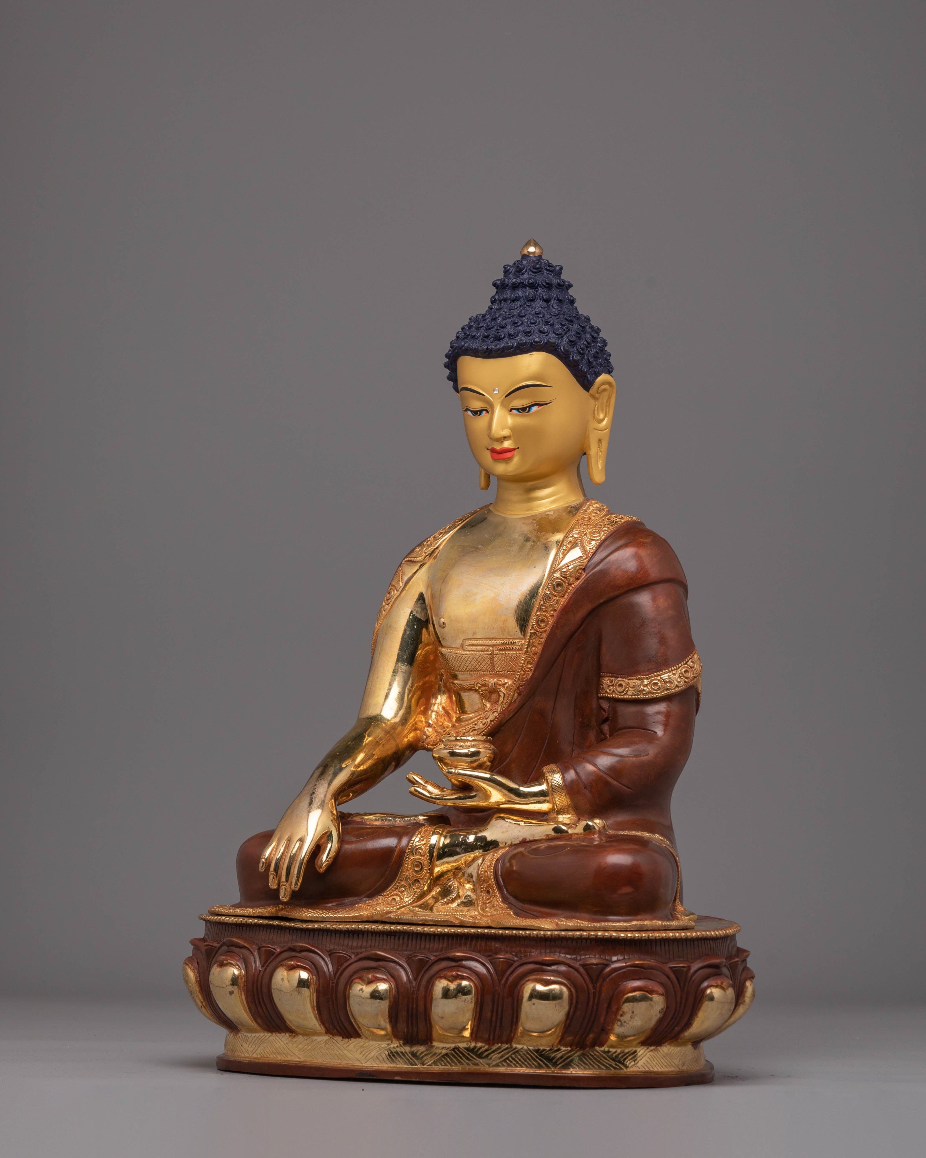 Tibetan Statue of Shakyamuni Buddha | Symbol of Enlightenment