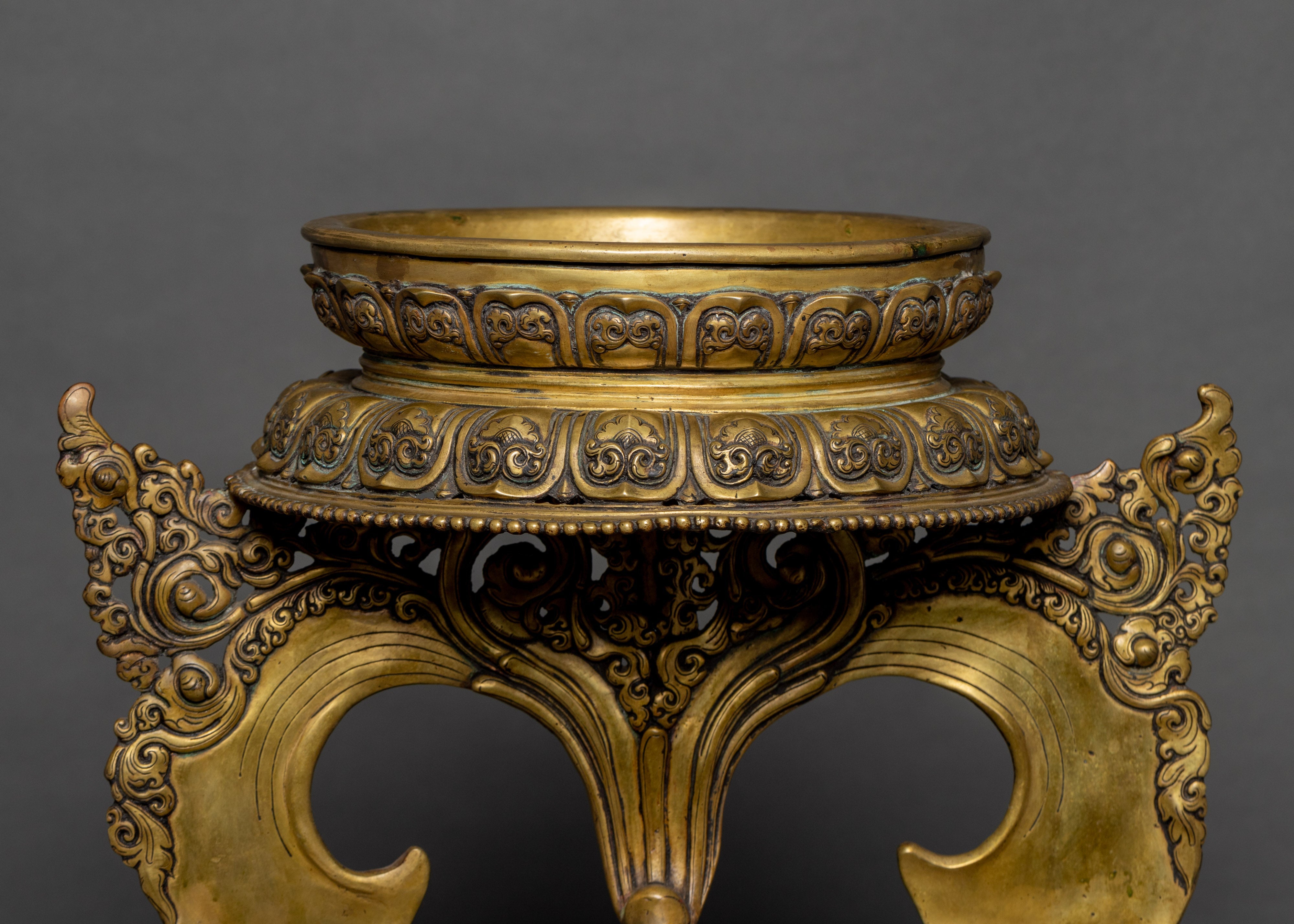 Traditional Oil Lamp Set | Buddhist Lion lamp