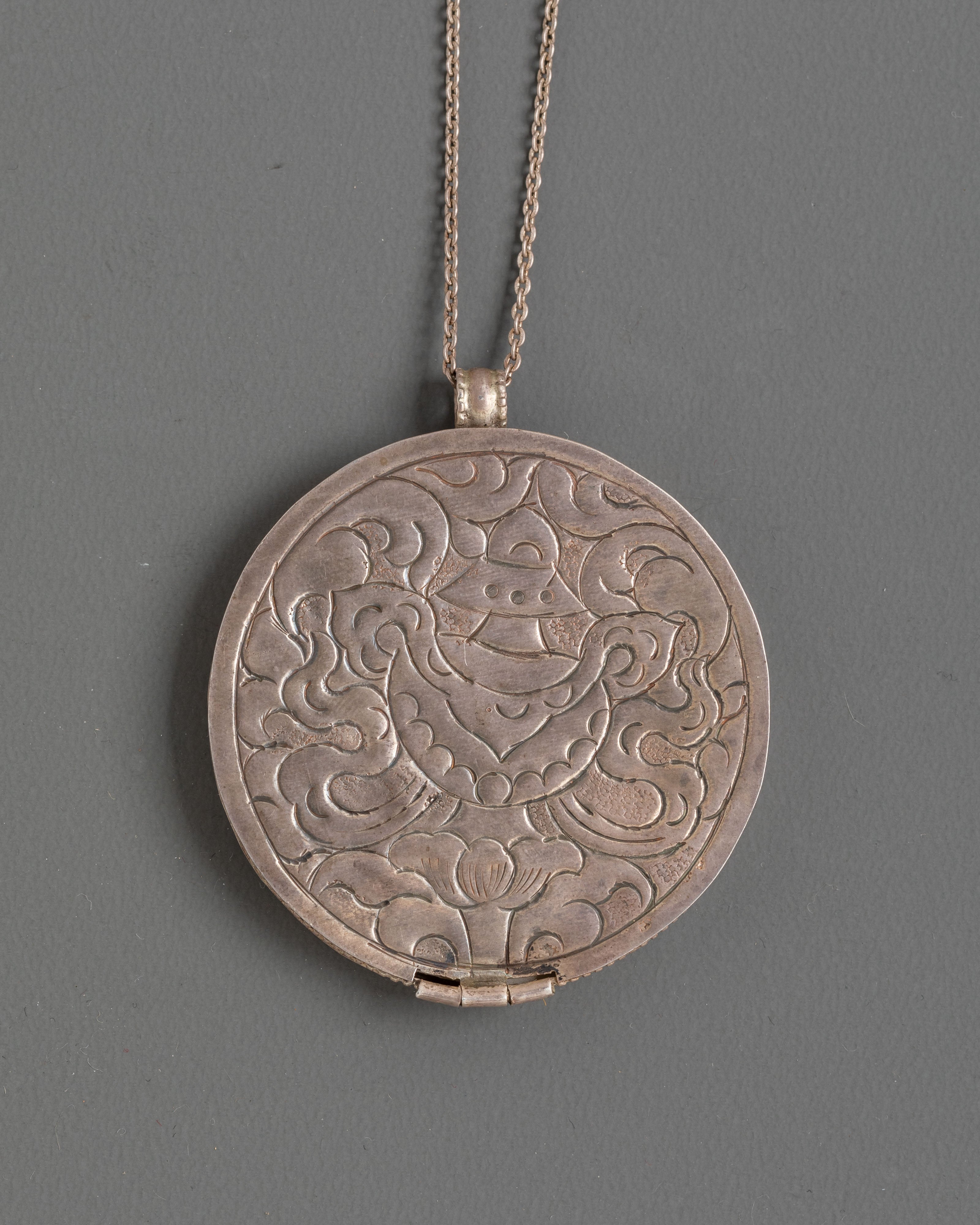 Thangka Print Kurukulla Pendant | Spiritual Jewelry with Sacred Artwork