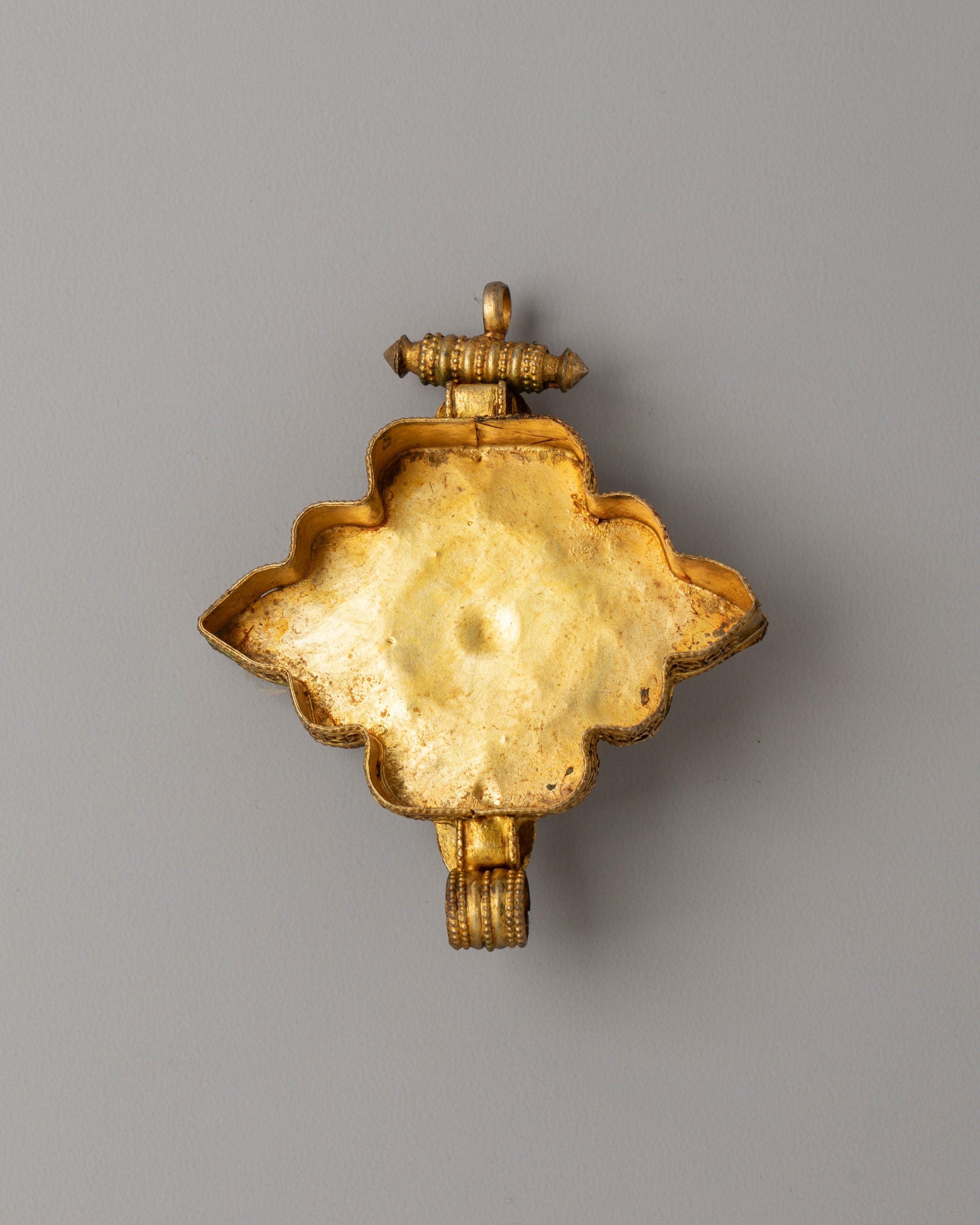 Sacred Ghau Box Locket for Accessory | Symbol of Spiritual Protection