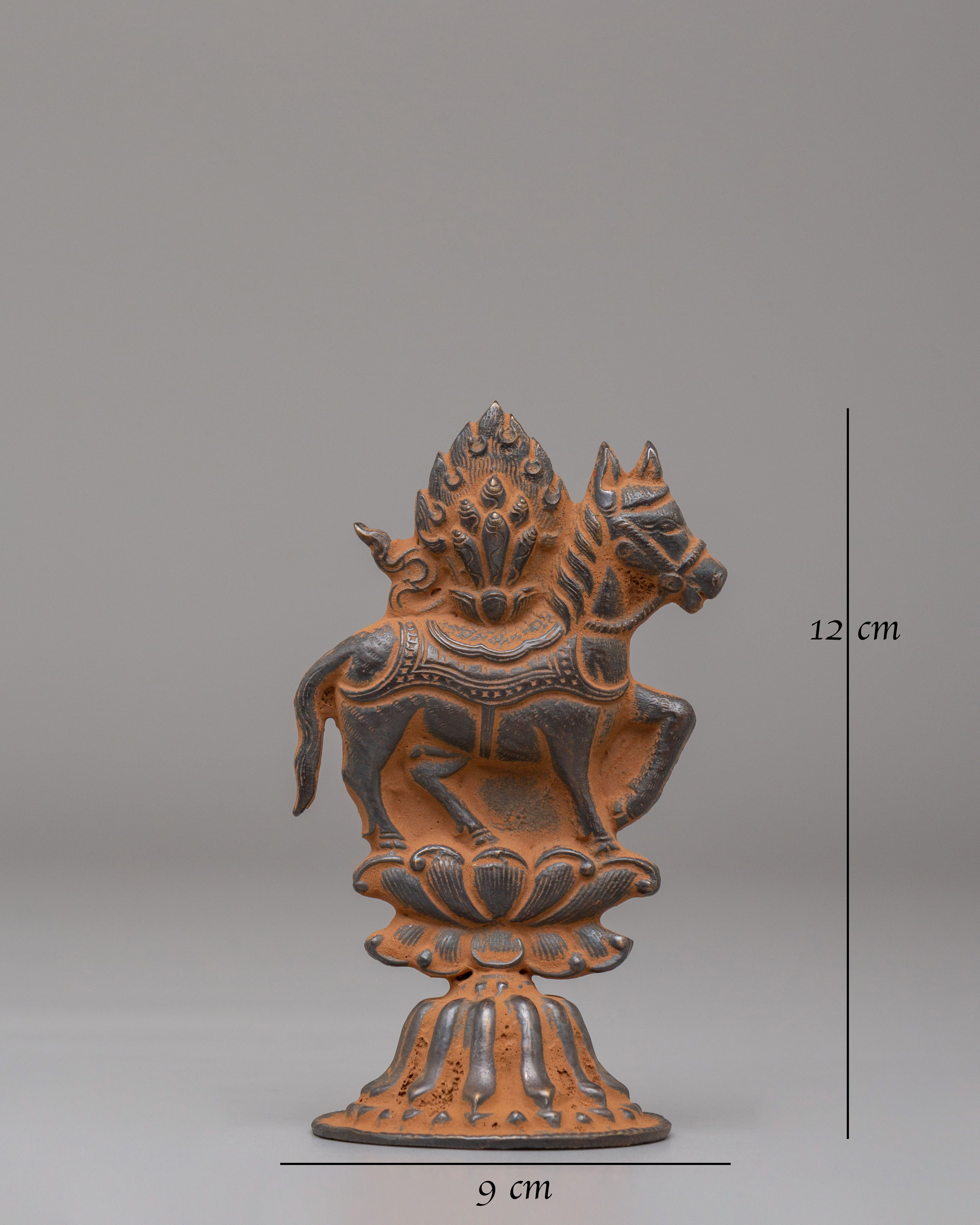 Buddhist Chakravartin Possession Offering | Statue for Ritual and Meditation