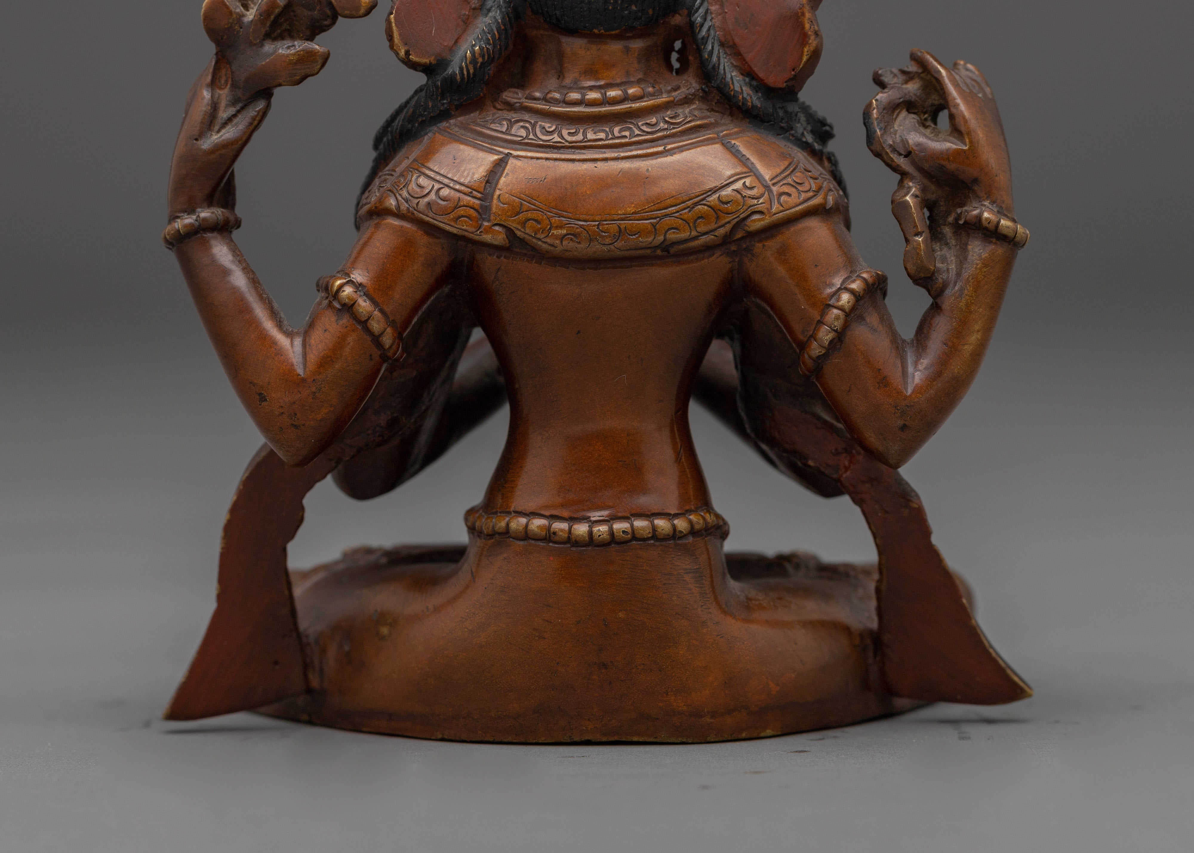 Divine Compassionate Chenrezig Figurine | Deity of Mercy and Wisdom