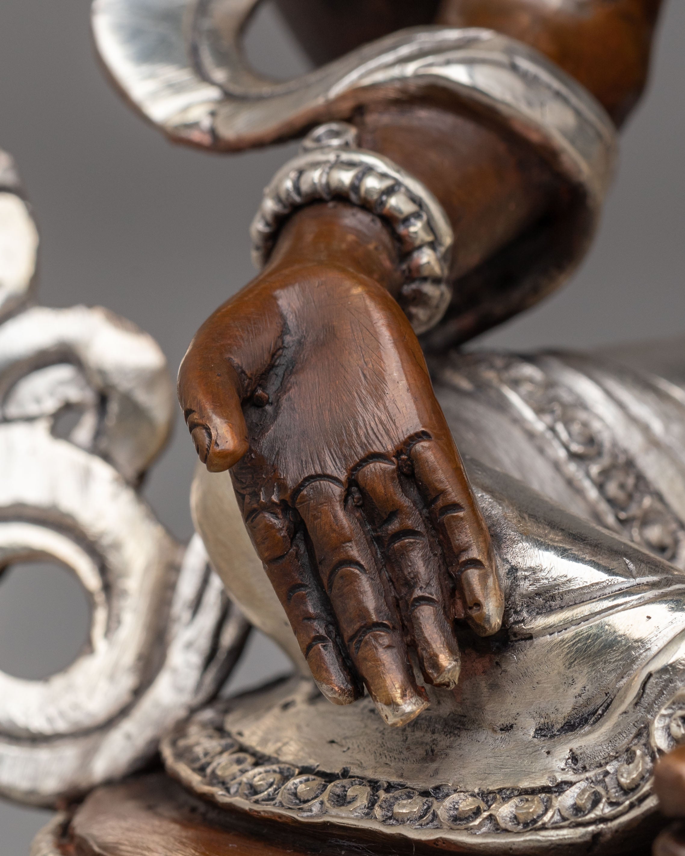 Traditional Lakshmi Statue for Home Decor | Handcrafted Artwork for Spiritual Blessings