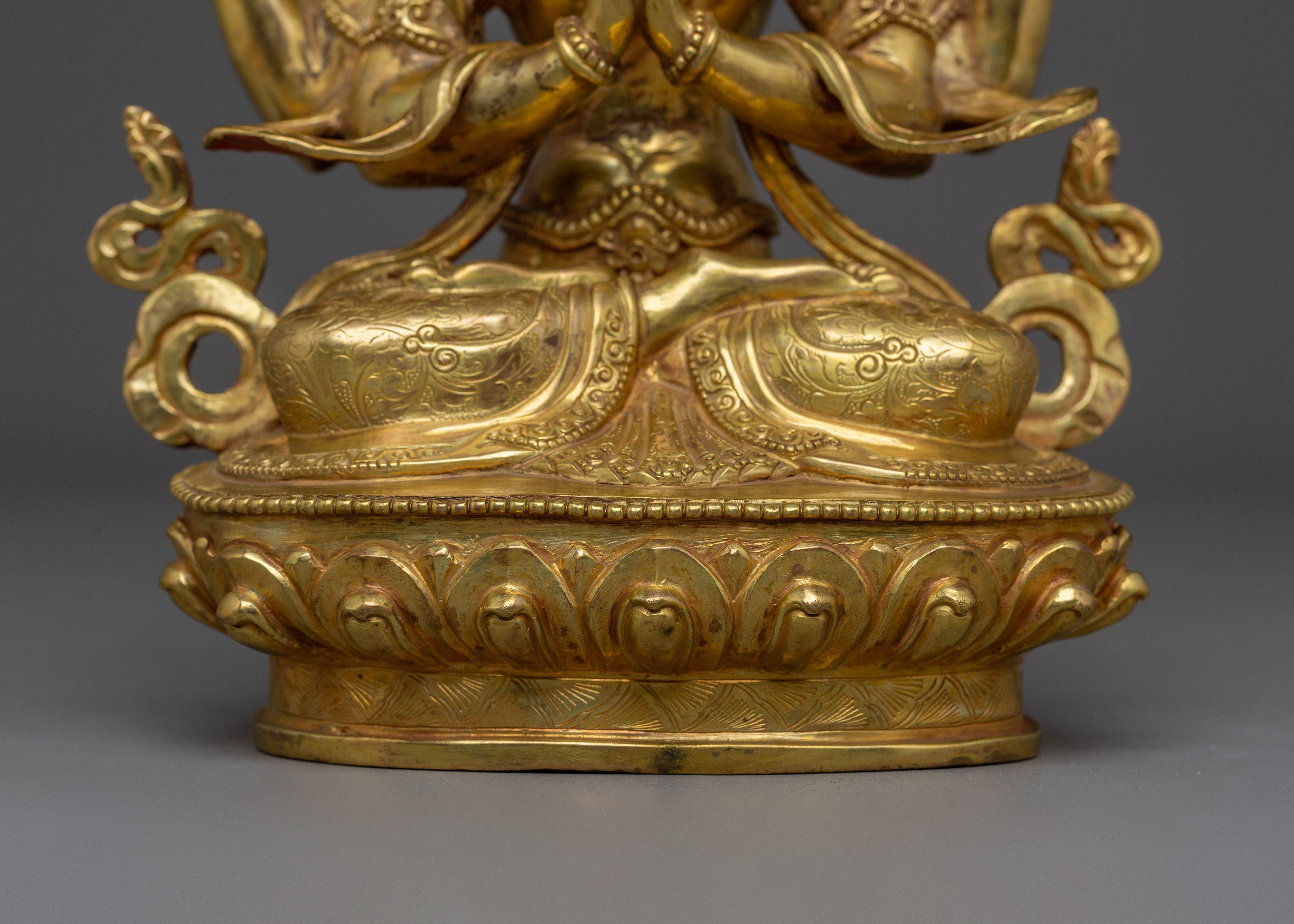 Chenrezig Meditation Statue | A Symbol of Compassion and Enlightenment
