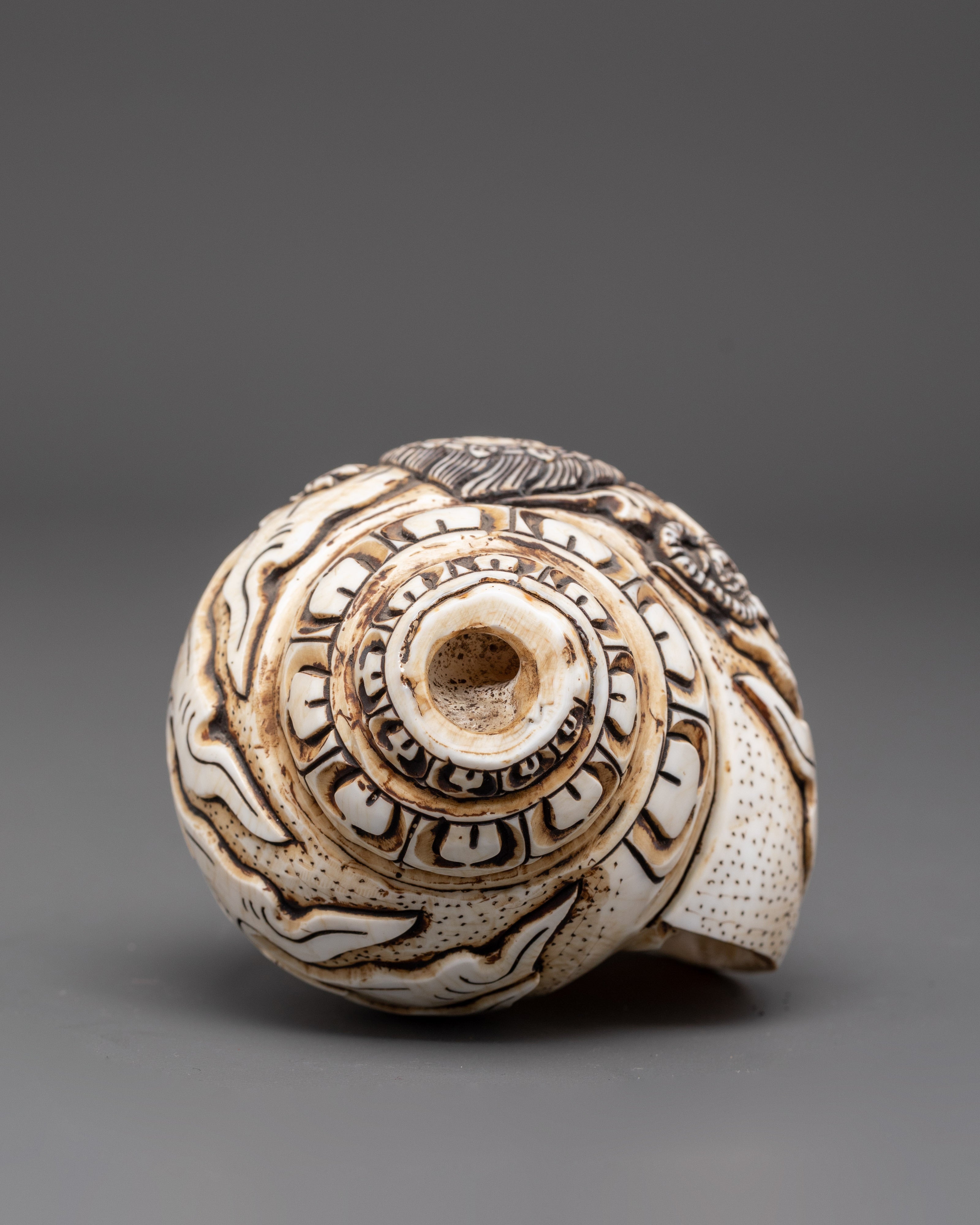 Hand Craved Six Armed Mahakala Conch | Symbol of Wisdom