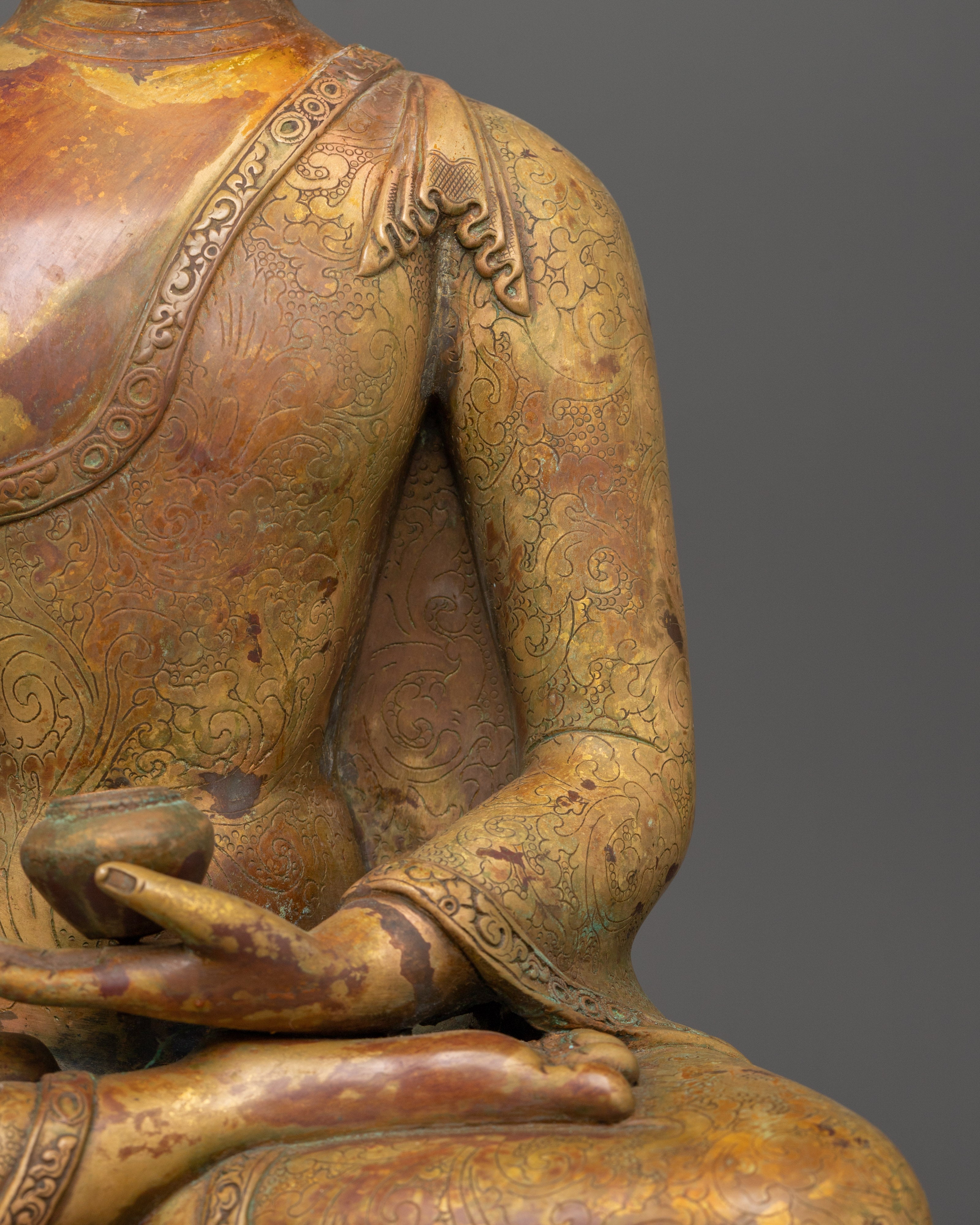 Tranquil Shakyamuni Buddha in Bhumisparsha Mudra | Gold-Plated Copper
