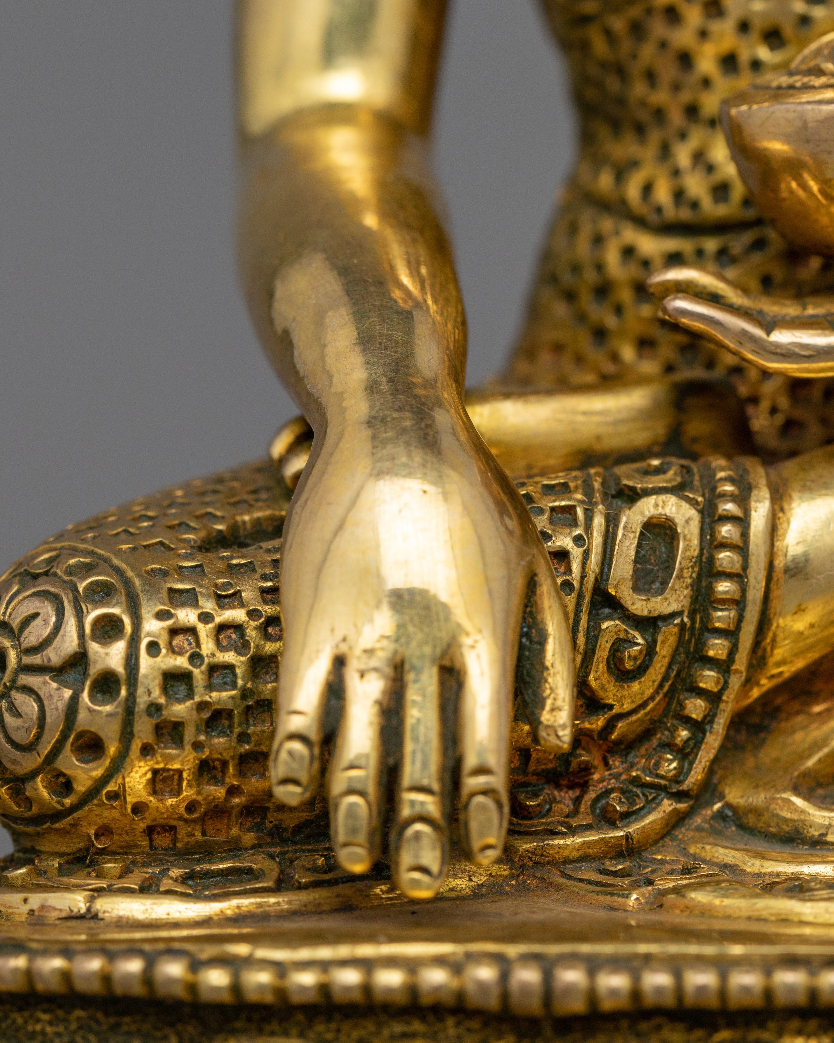 Shakyamuni Buddha Art of Tibet's Spiritual Serenity | Sage of Shakya Clan