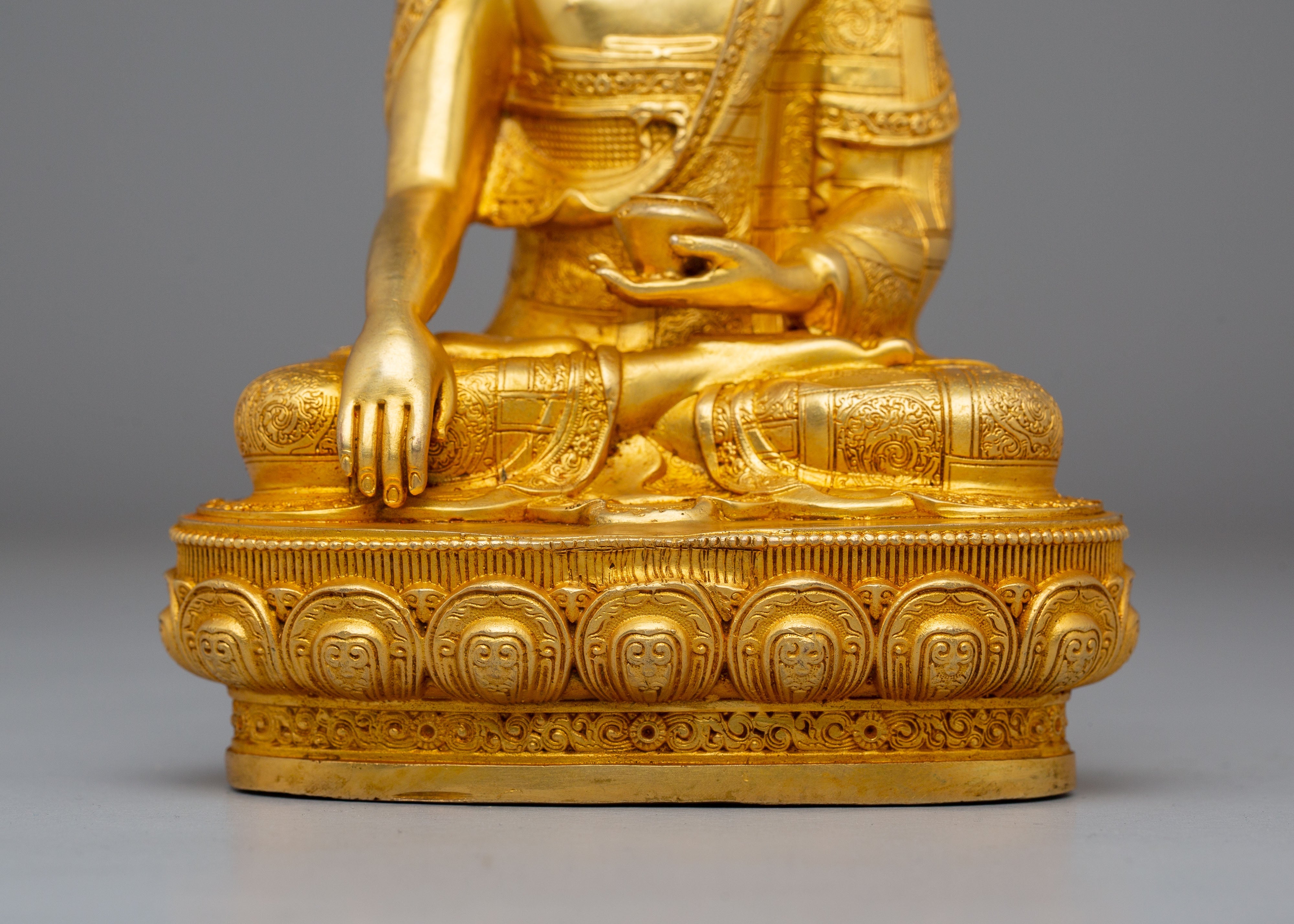 Shakyamuni Buddha Statue of Power and Knowledge | Copper Body with 24K Gold Plating