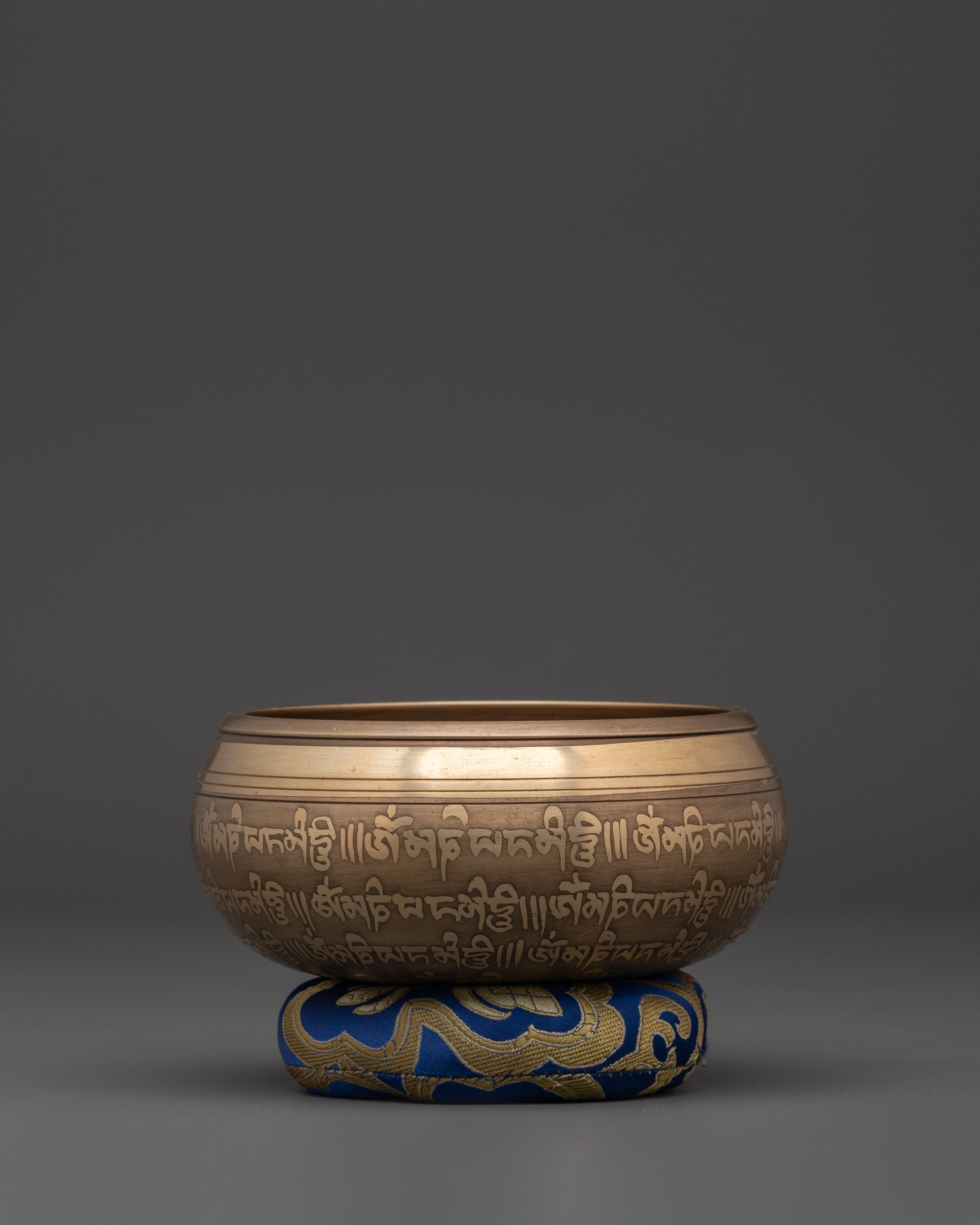 Traditional Buddhist Singing Bowl | Tibetan Meditation Sound Bowl