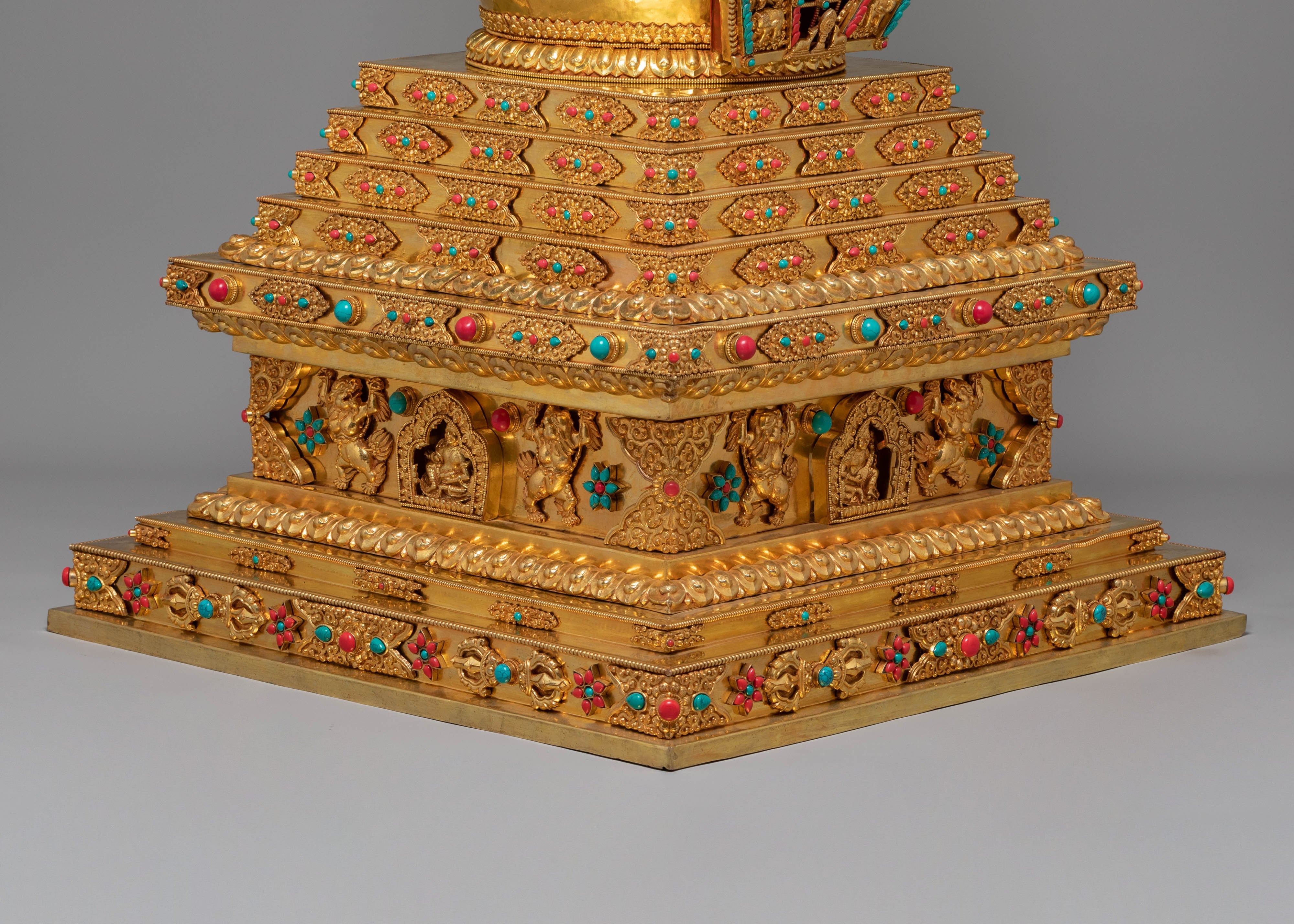 Gold Plated Tibetan Sacred Stupa | Exquisite Buddhist Stupa Sculpture
