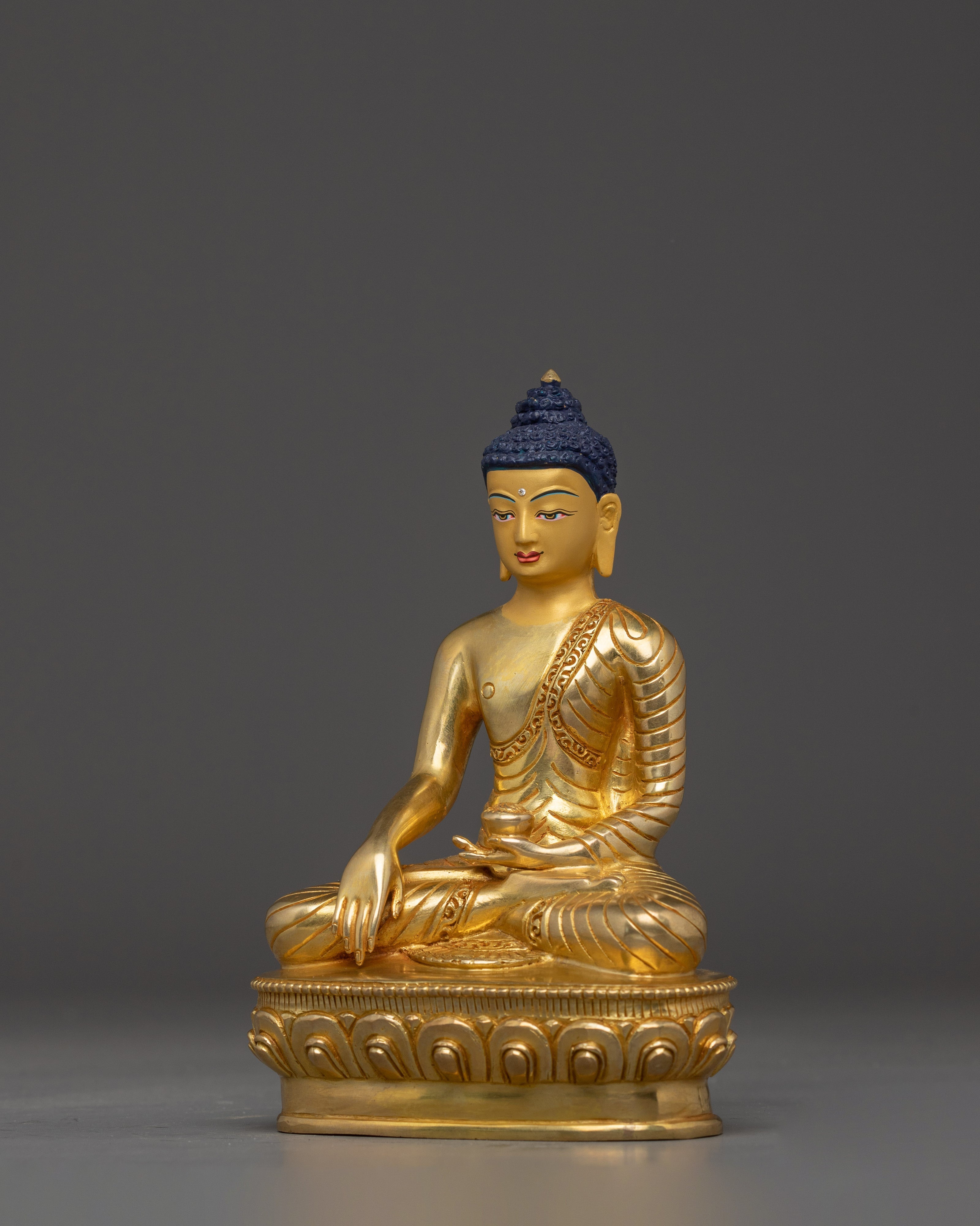 Gautama Buddha Statue: Sage of the Shakya Clan