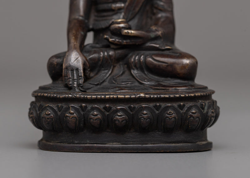 Oxidized Copper Shakyamuni Buddha Statue | A Symbol of Enlightenment and Serenity