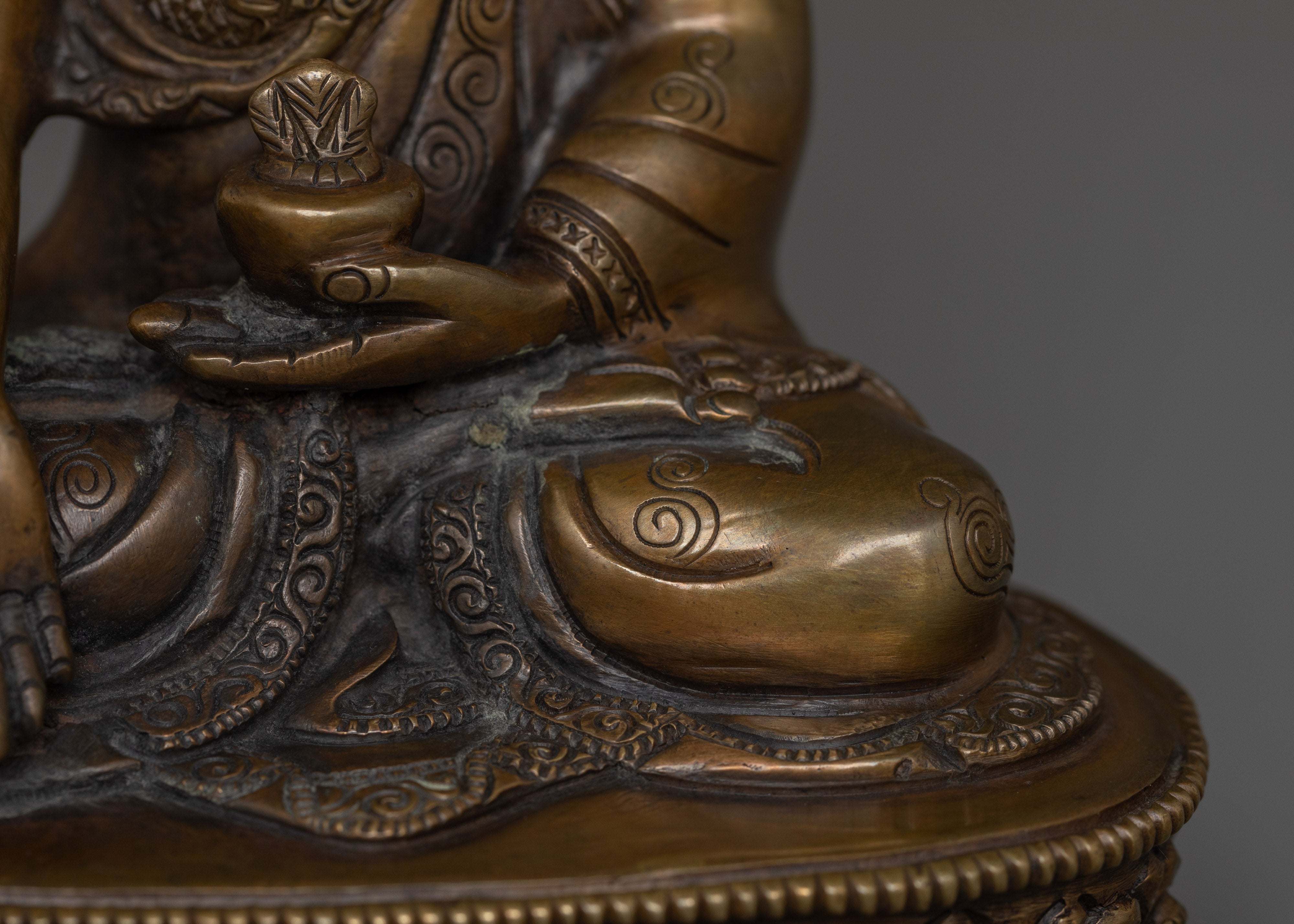 Medicine Buddha "The Supreme Healer"  | Master of Healing
