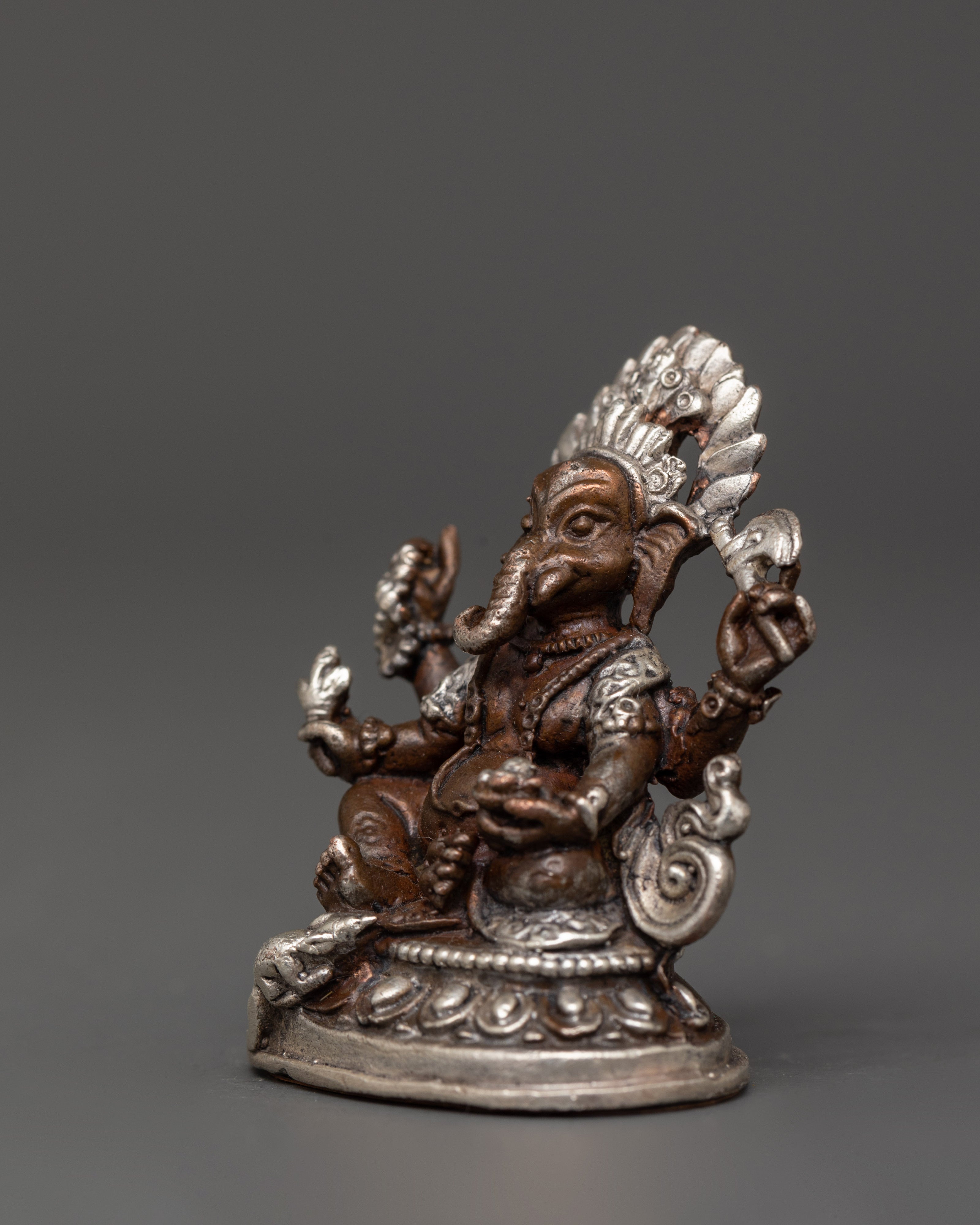 Lord Ganesha Hindu Elephant Deity Statue | Decorative Hindu Deity Statue