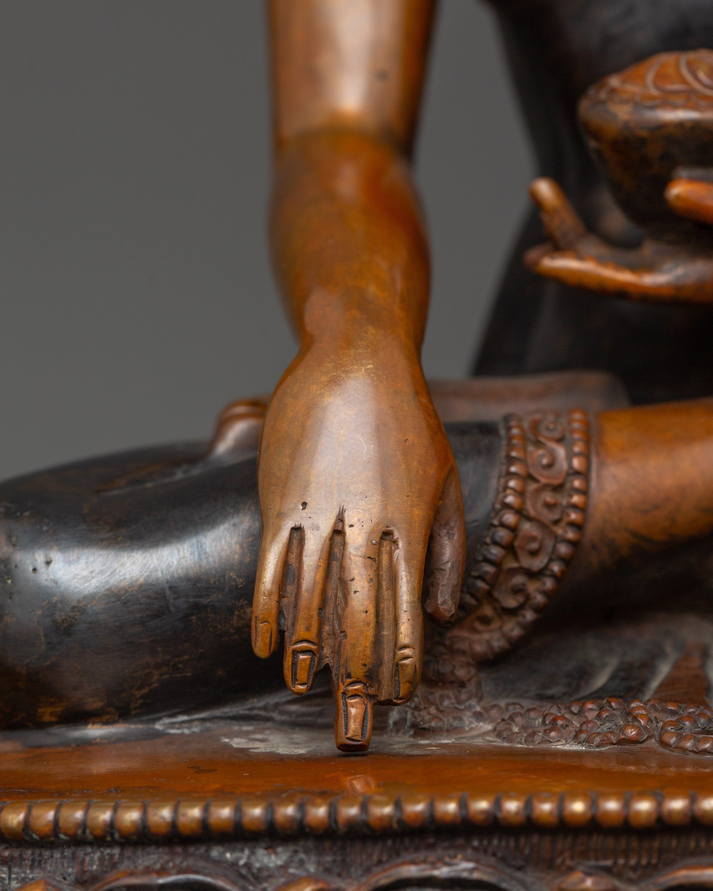 Shakyamuni Buddha Tibetan Buddhist Statue | Oxidized Copper Body with Gold Plating