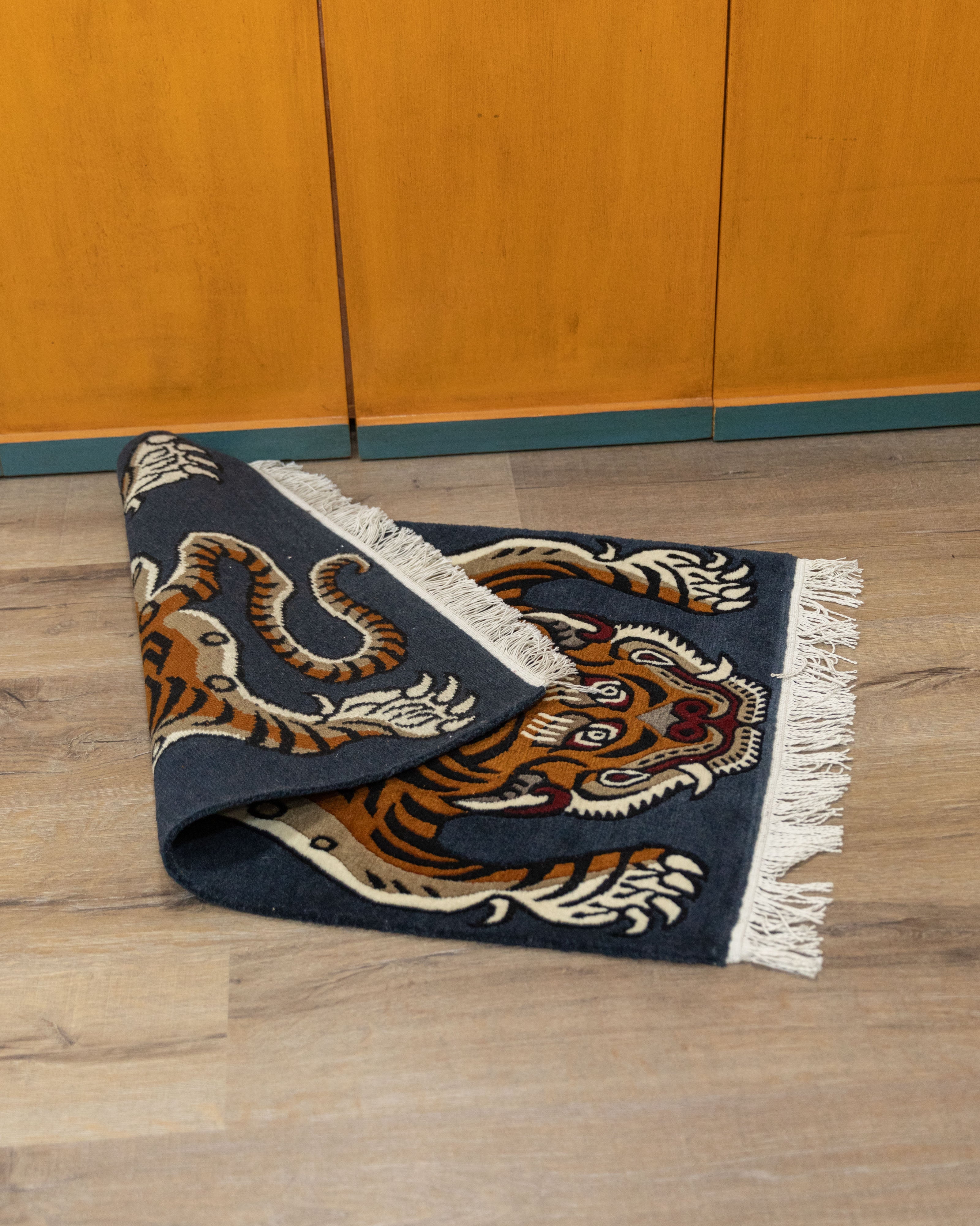 Tibetan Rug 100 Knot Carpet | Handwoven Wool Tiger Design