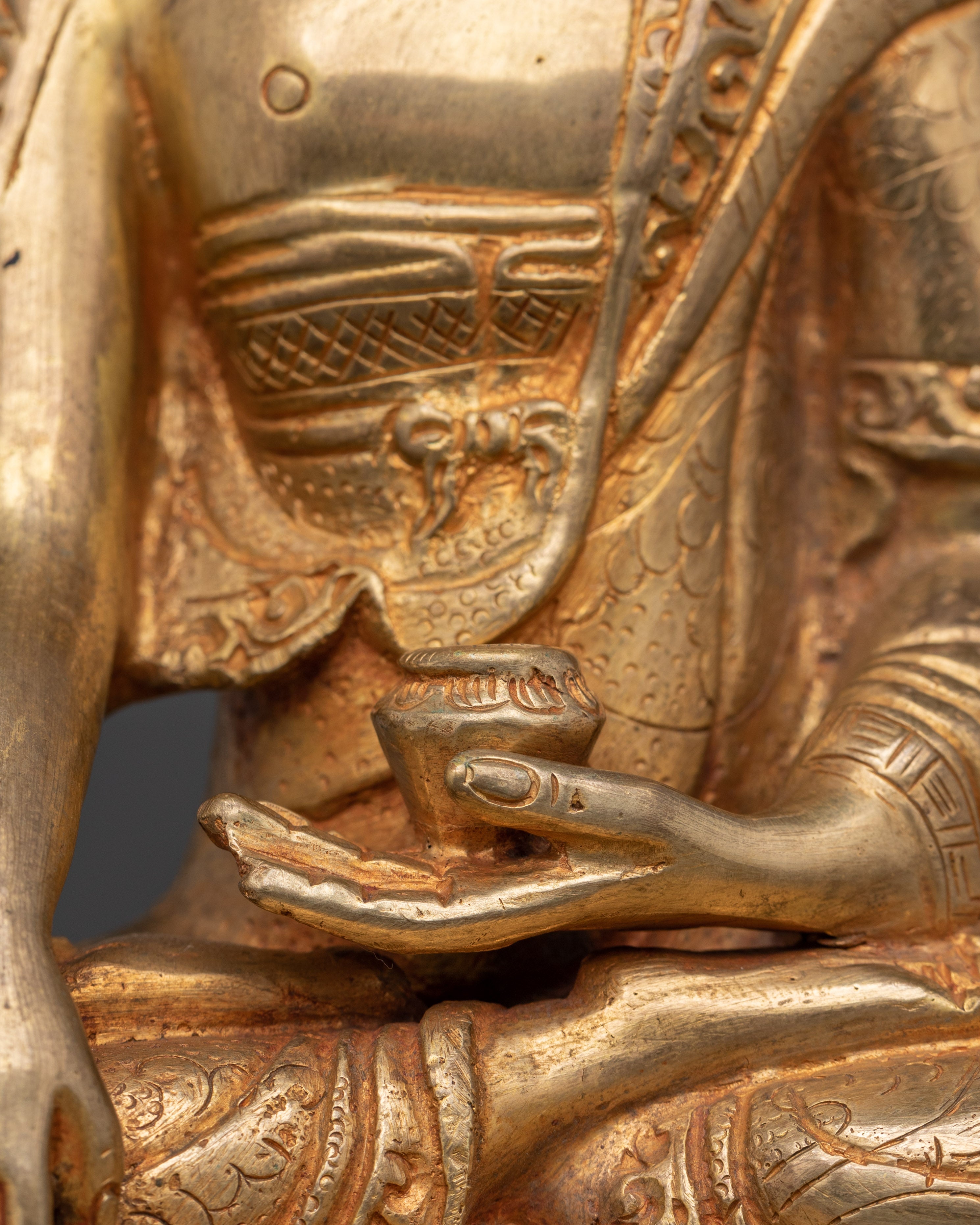 Himalayan Buddha Shakyamuni Statue | Symbol of Inner Peace and Enlightenment