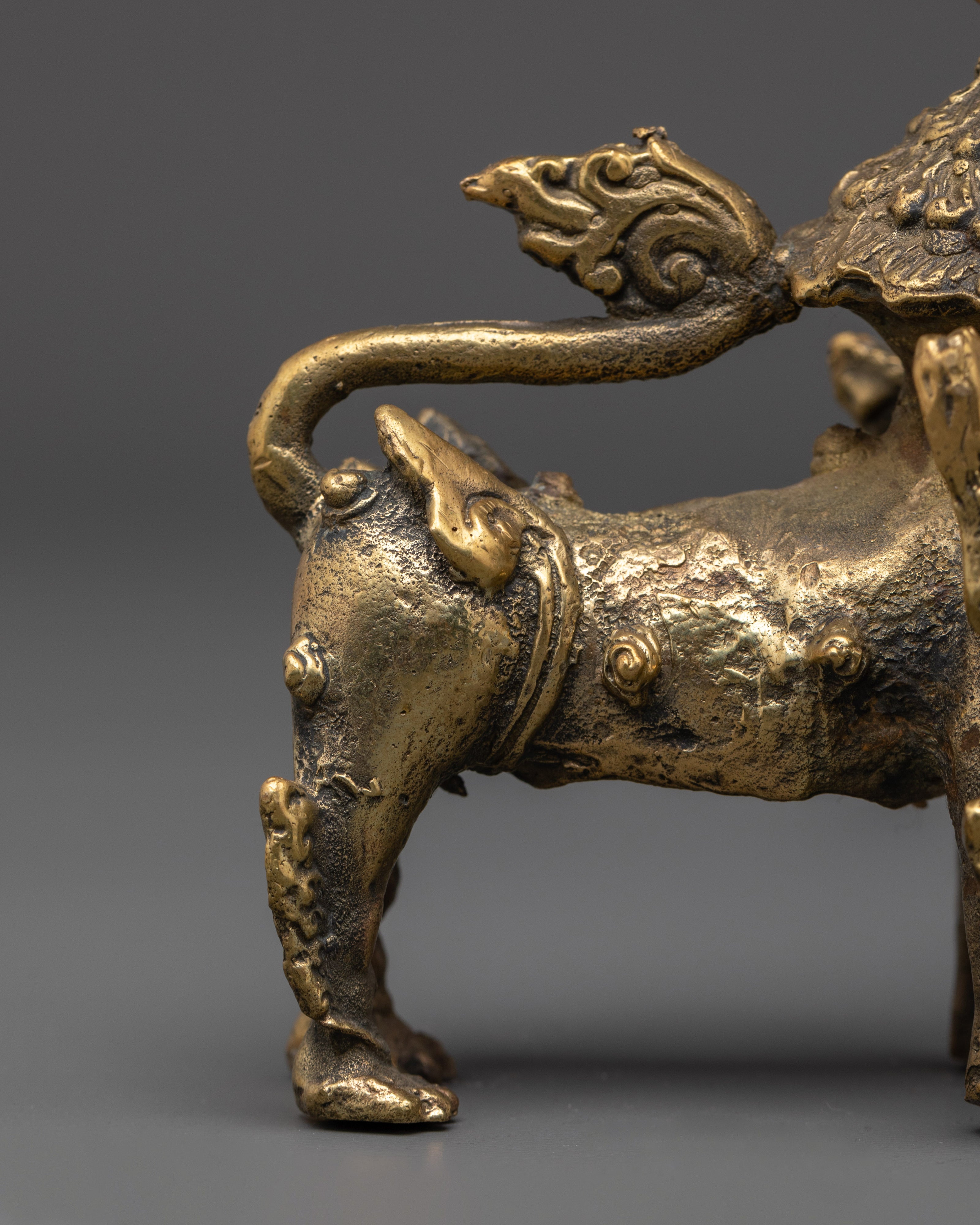 Buddhist Altar Lion Set | Sacred Himalayan Guardian
