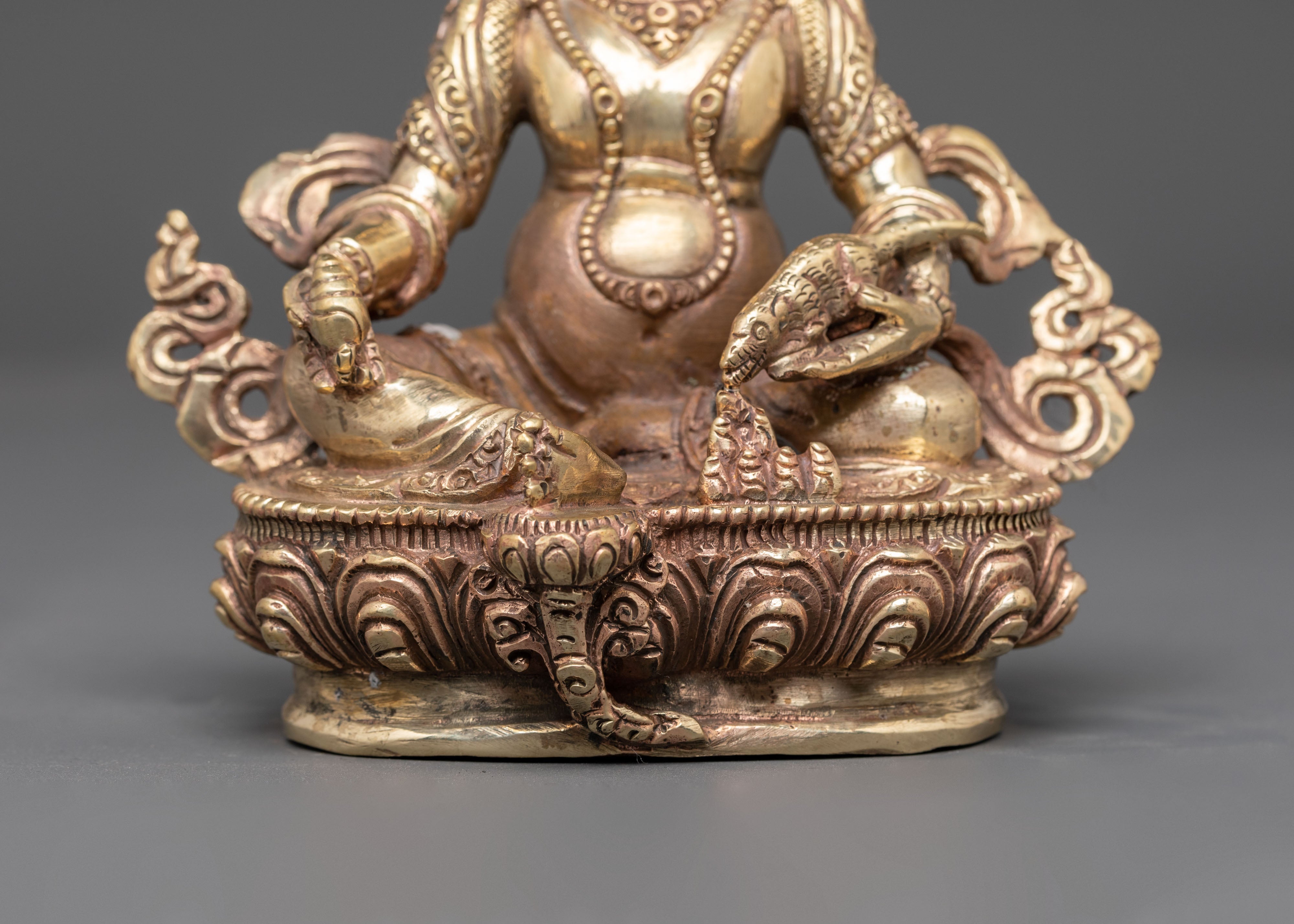 Sacred Statue of Dzambhala | Dzambhala Deity of Wealth and Prosperity