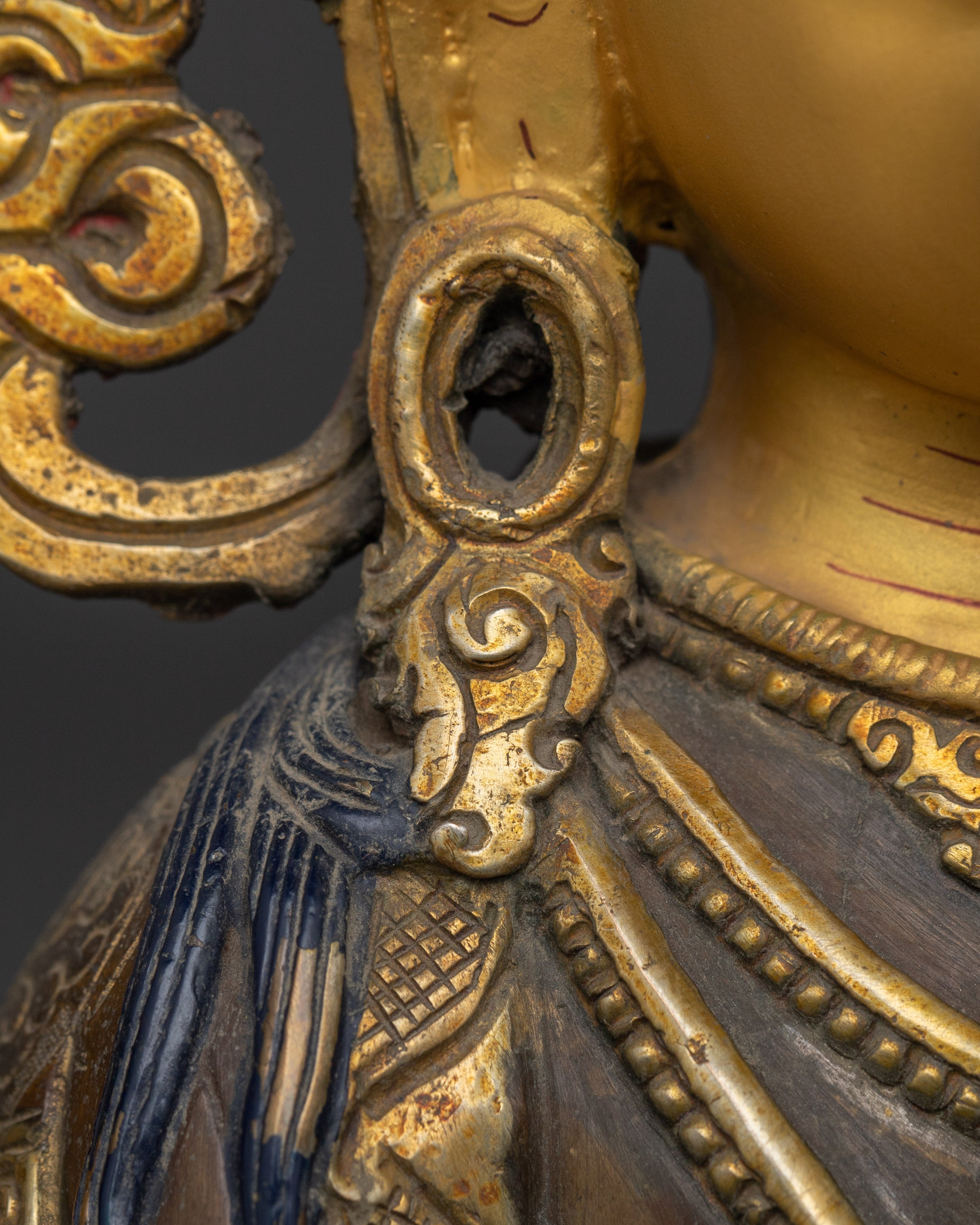 Copper Chenrezig Bodhisattva statue |  Embodying Compassion and Wisdom