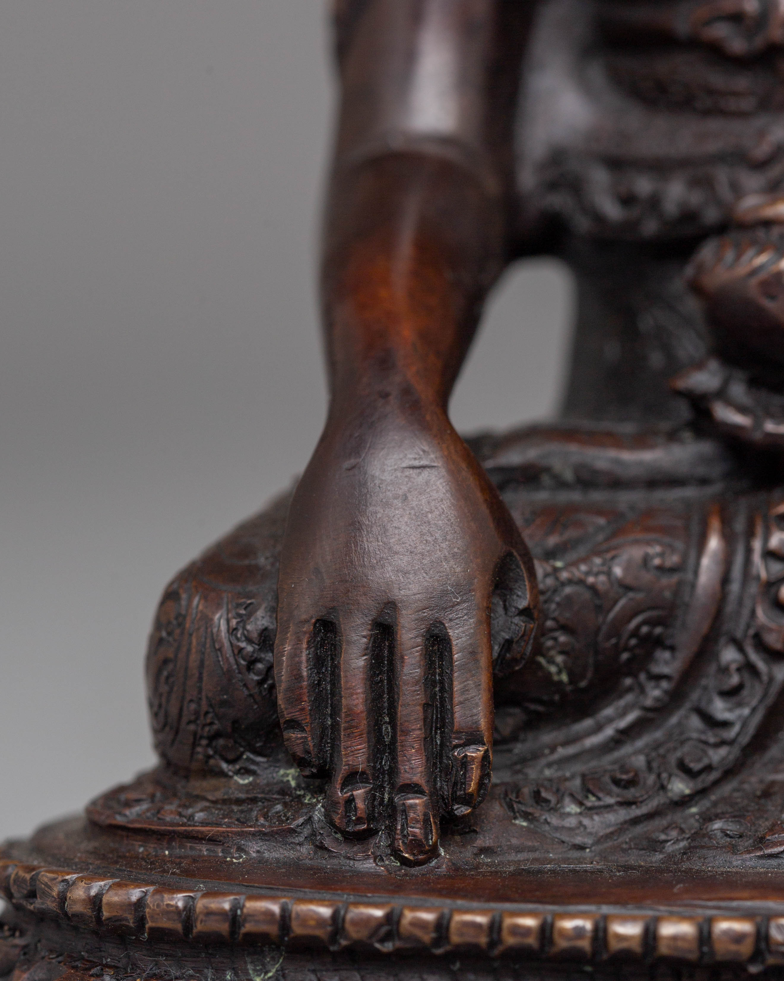 Shakyamuni Buddha Oxidized Tibetan Figurine for Decor