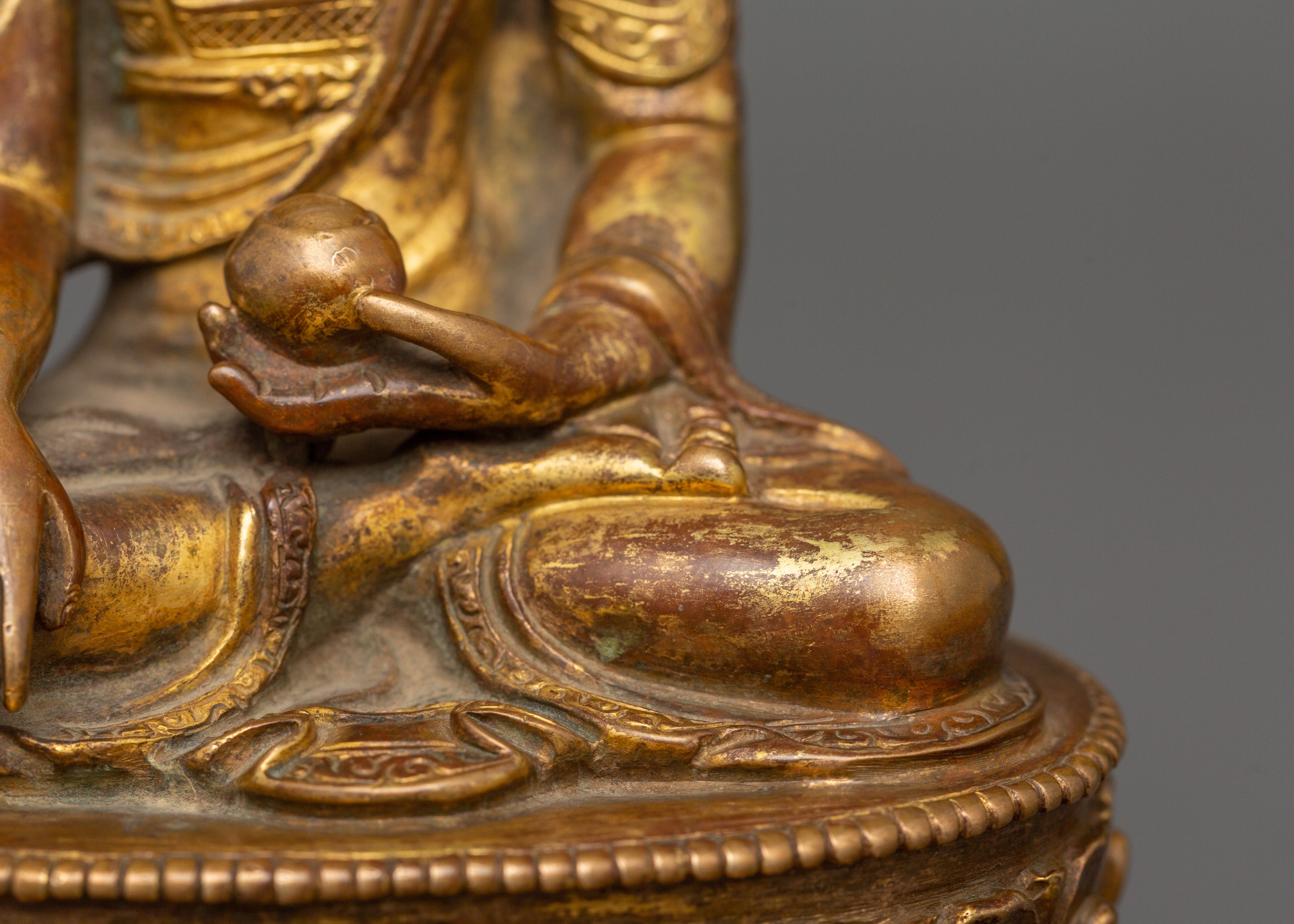 Shakyamuni Buddha with Halo | Meditation Buddha