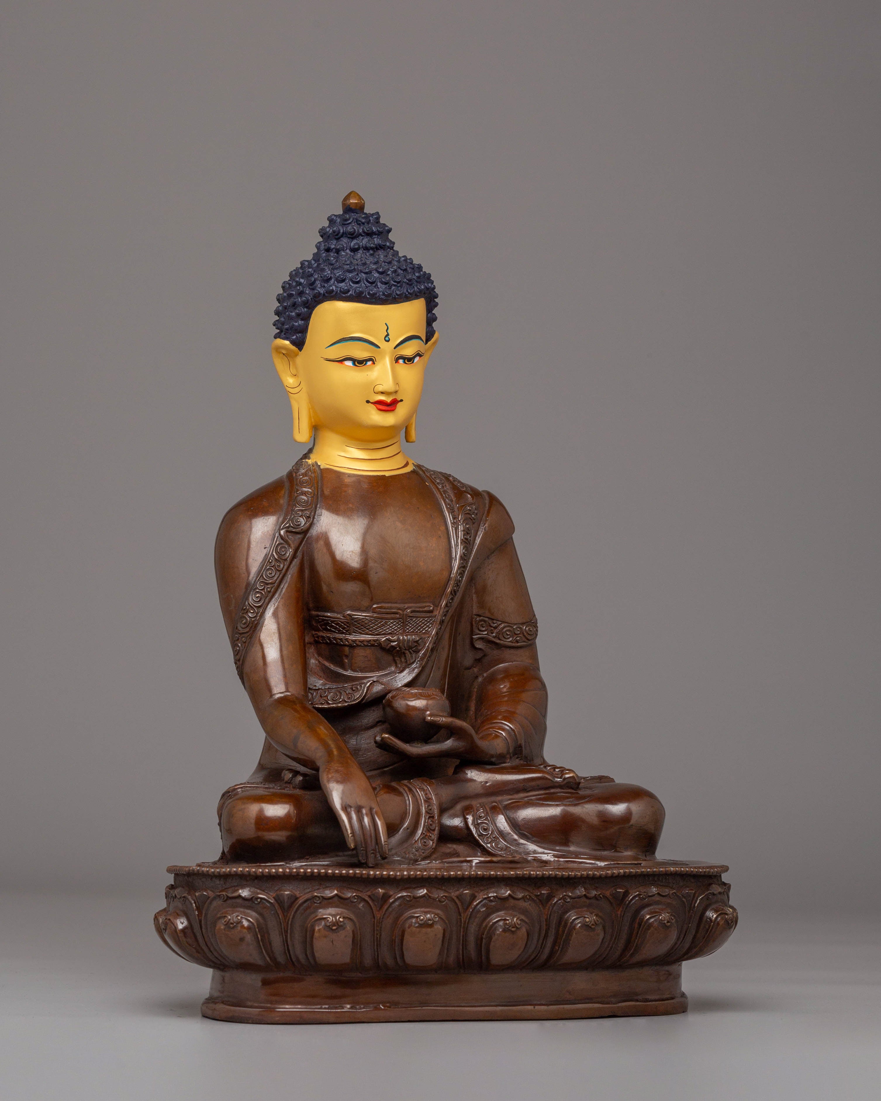 Handcrafted Sculpture of Buddha Shakyamuni | Symbol of Peace
