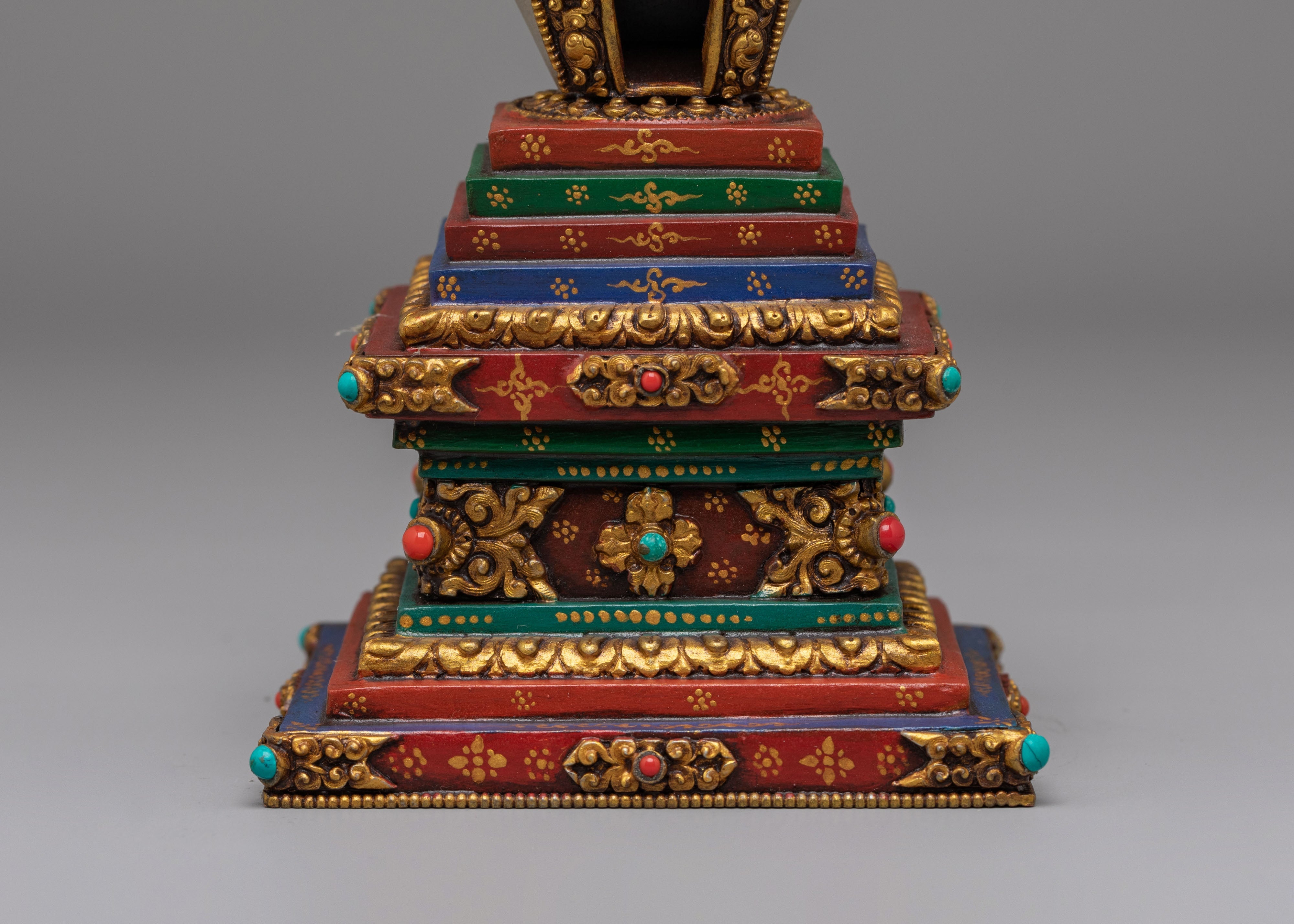 Traditional Himalayan Enlightenment Chorten | Buddhist Stupa Sculpture